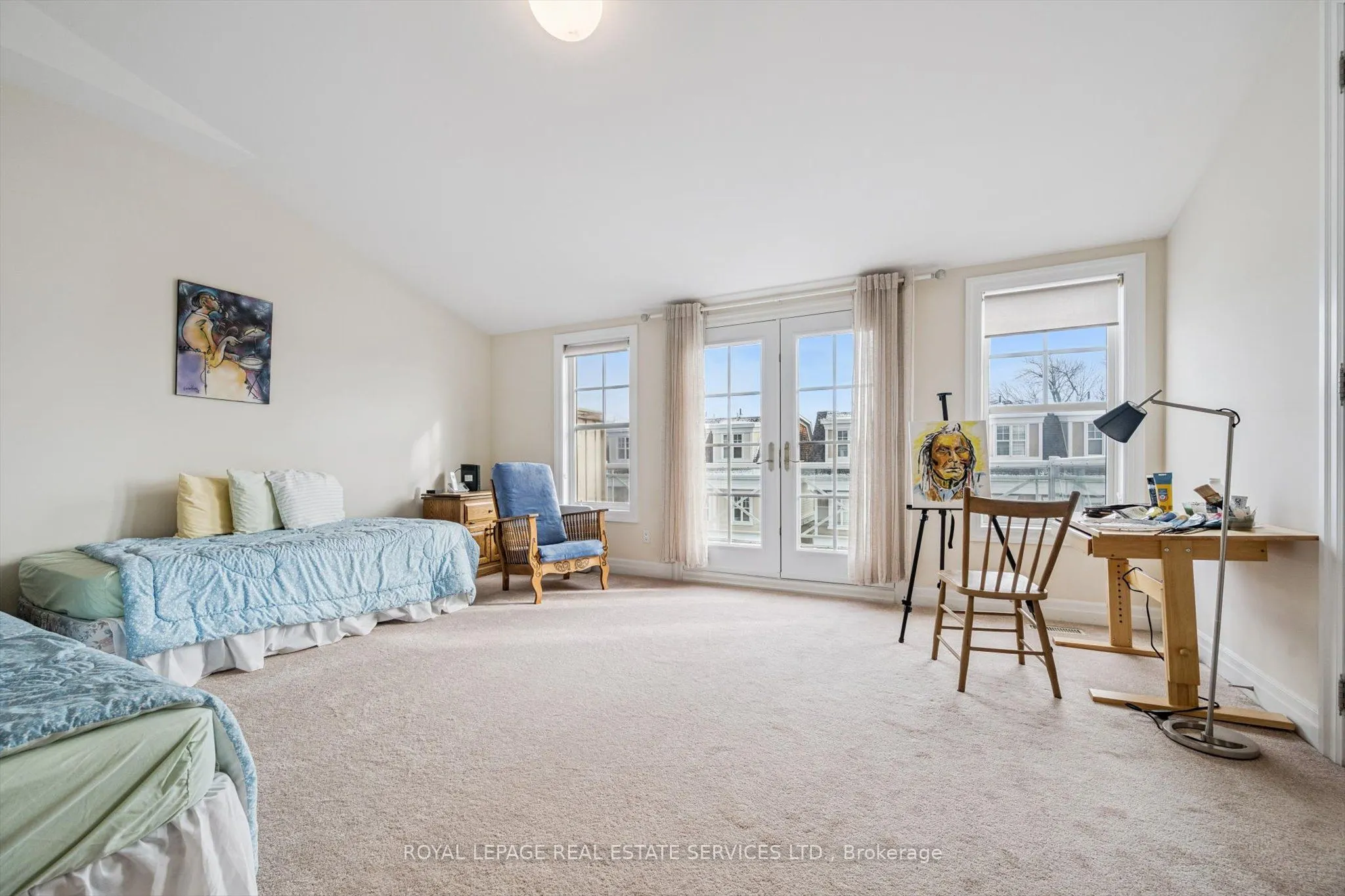 2369 Ontario Street #26