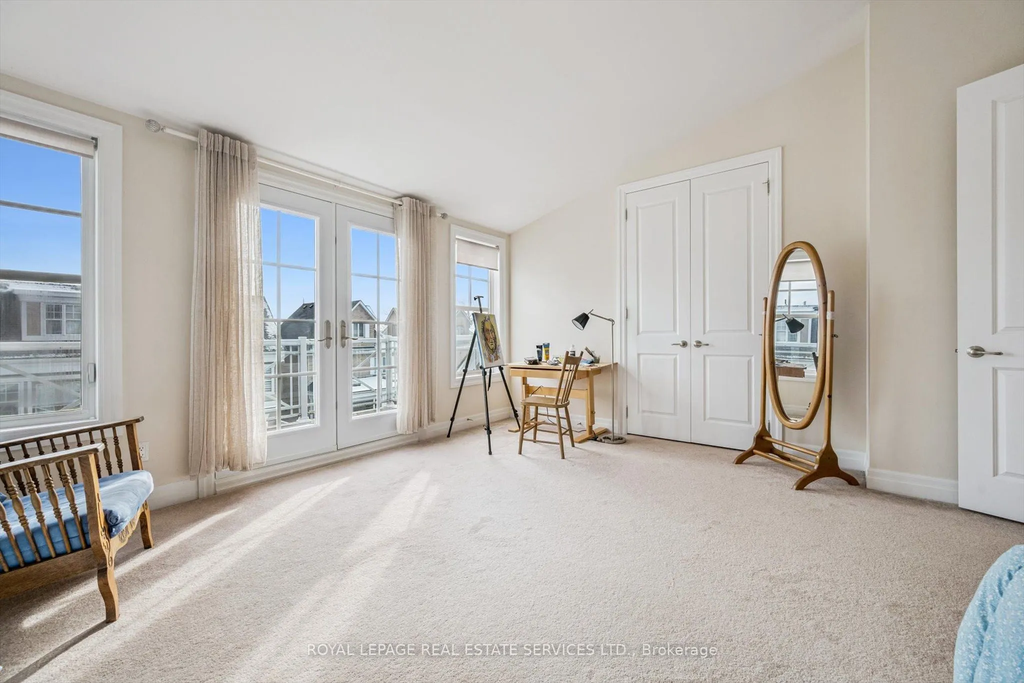2369 Ontario Street #26