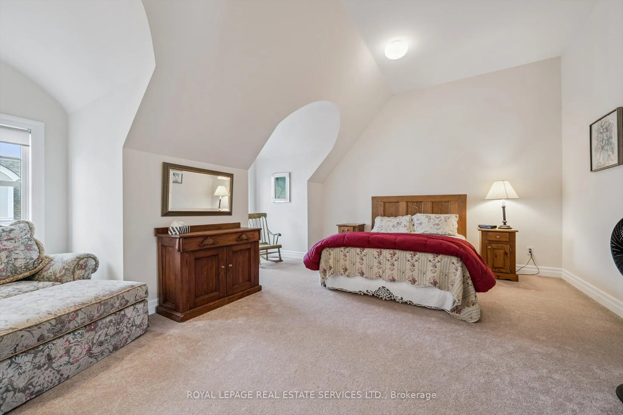 2369 Ontario Street #26