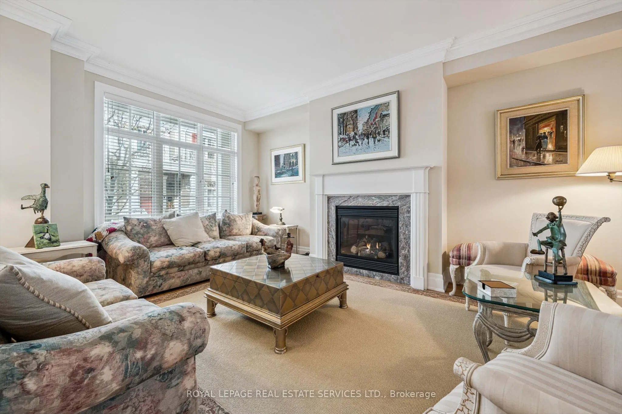 2369 Ontario Street #26