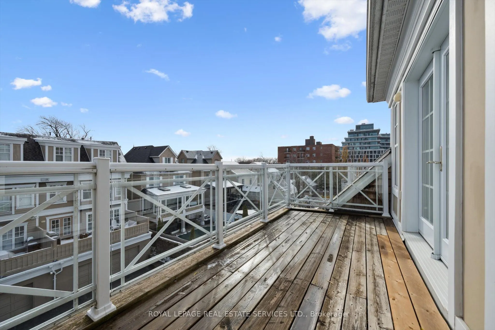 2369 Ontario Street #26