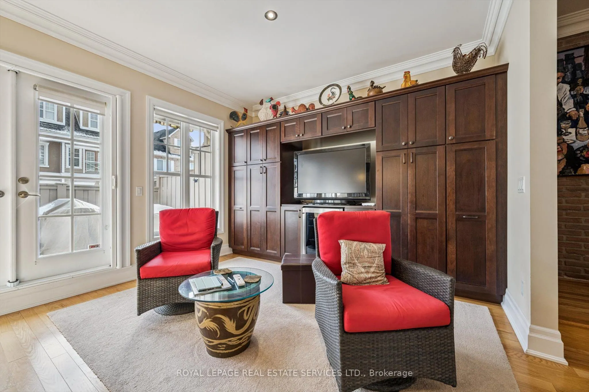 2369 Ontario Street #26