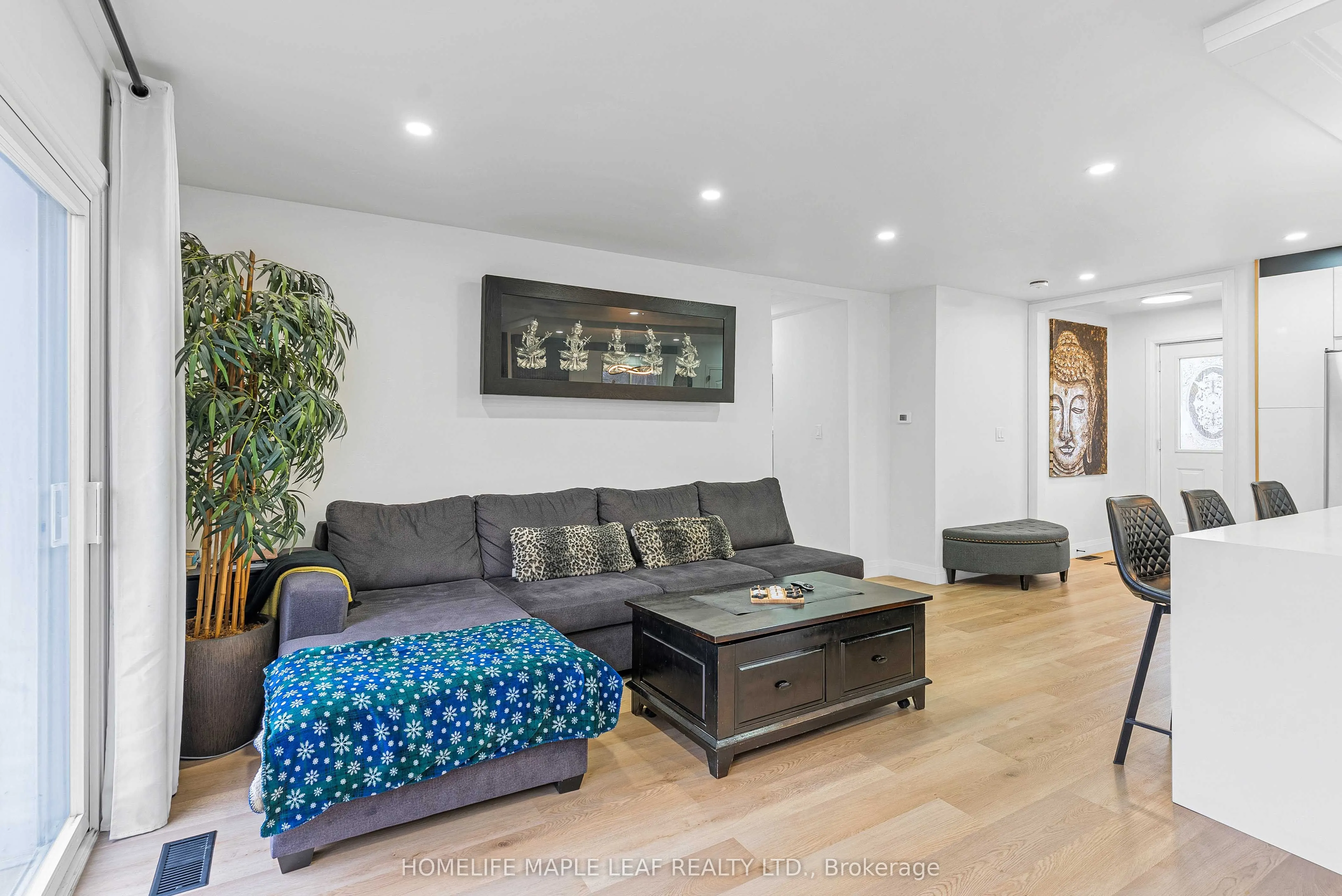 292 Woodward Avenue