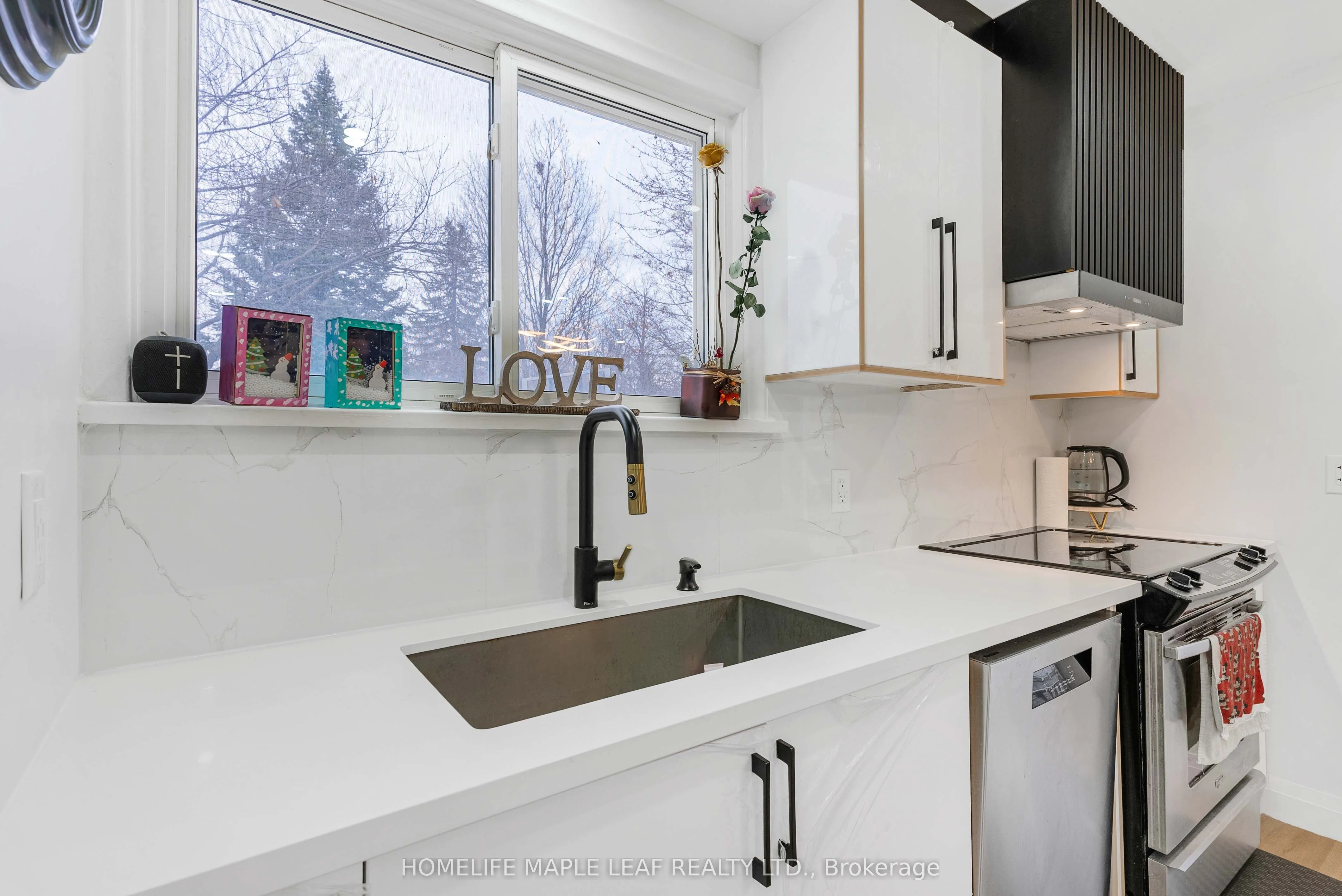 292 Woodward Avenue
