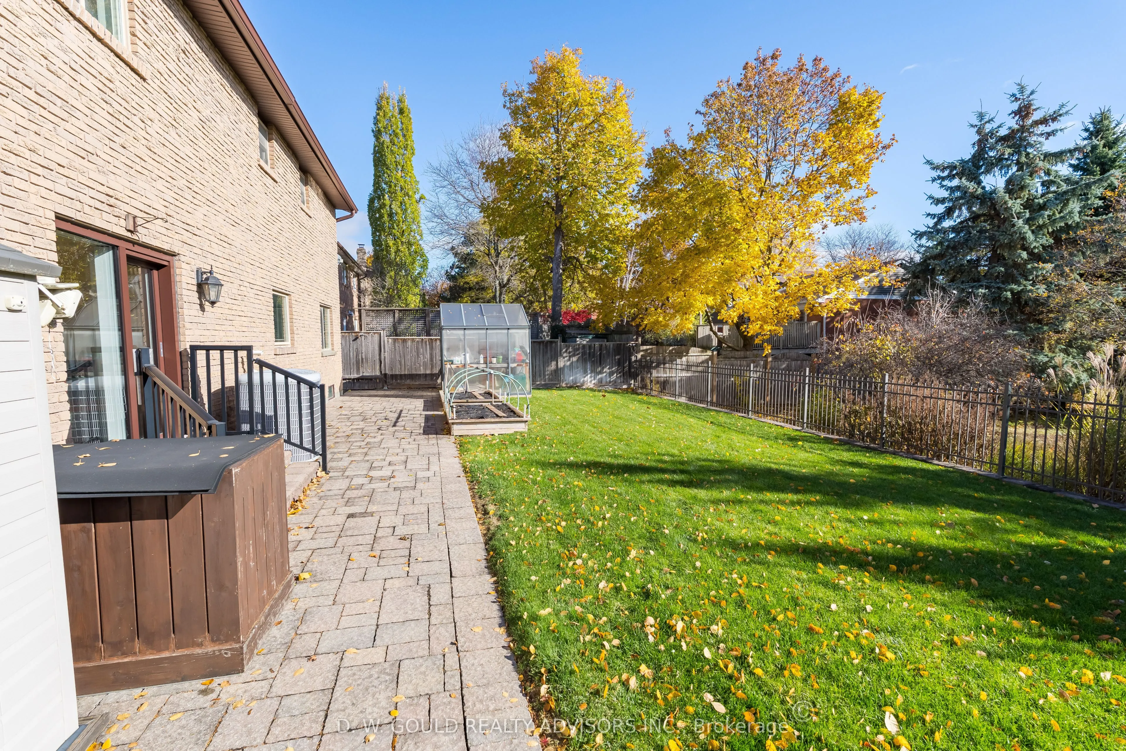 41 Cleaveholm Drive