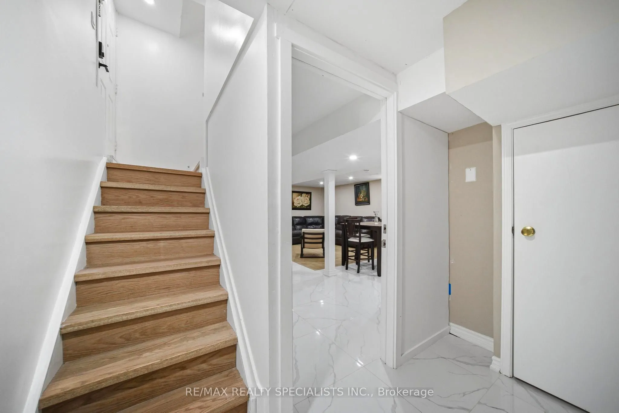 5235 HUNTINGFIELD Drive