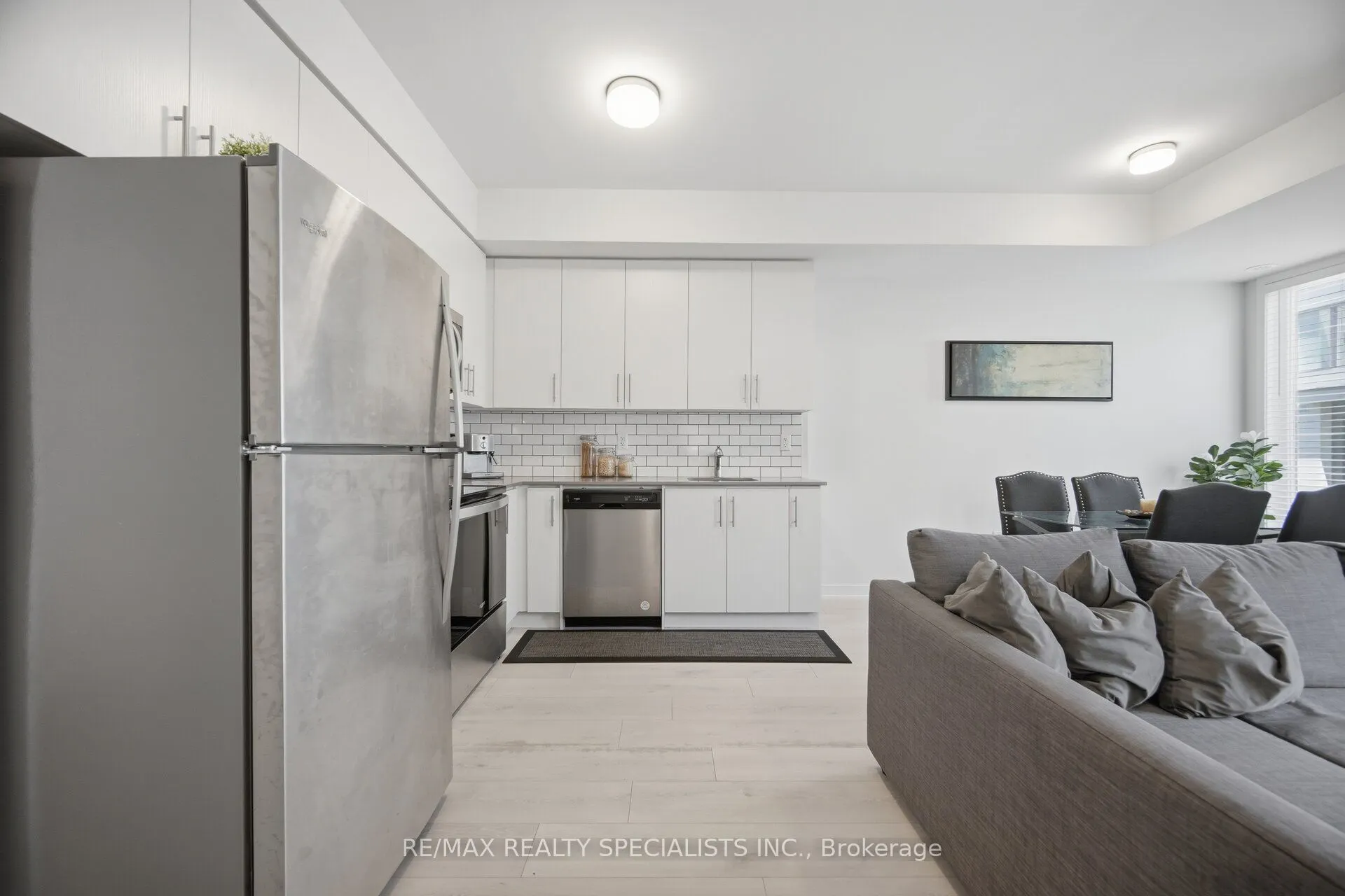 3405 Ridgeway Drive #21