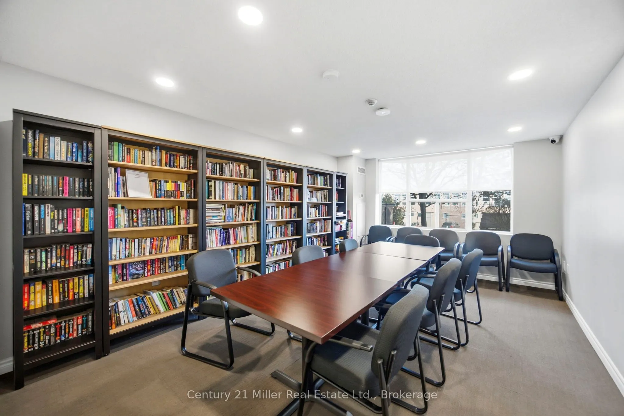 3845 Lake Shore Boulevard W #411