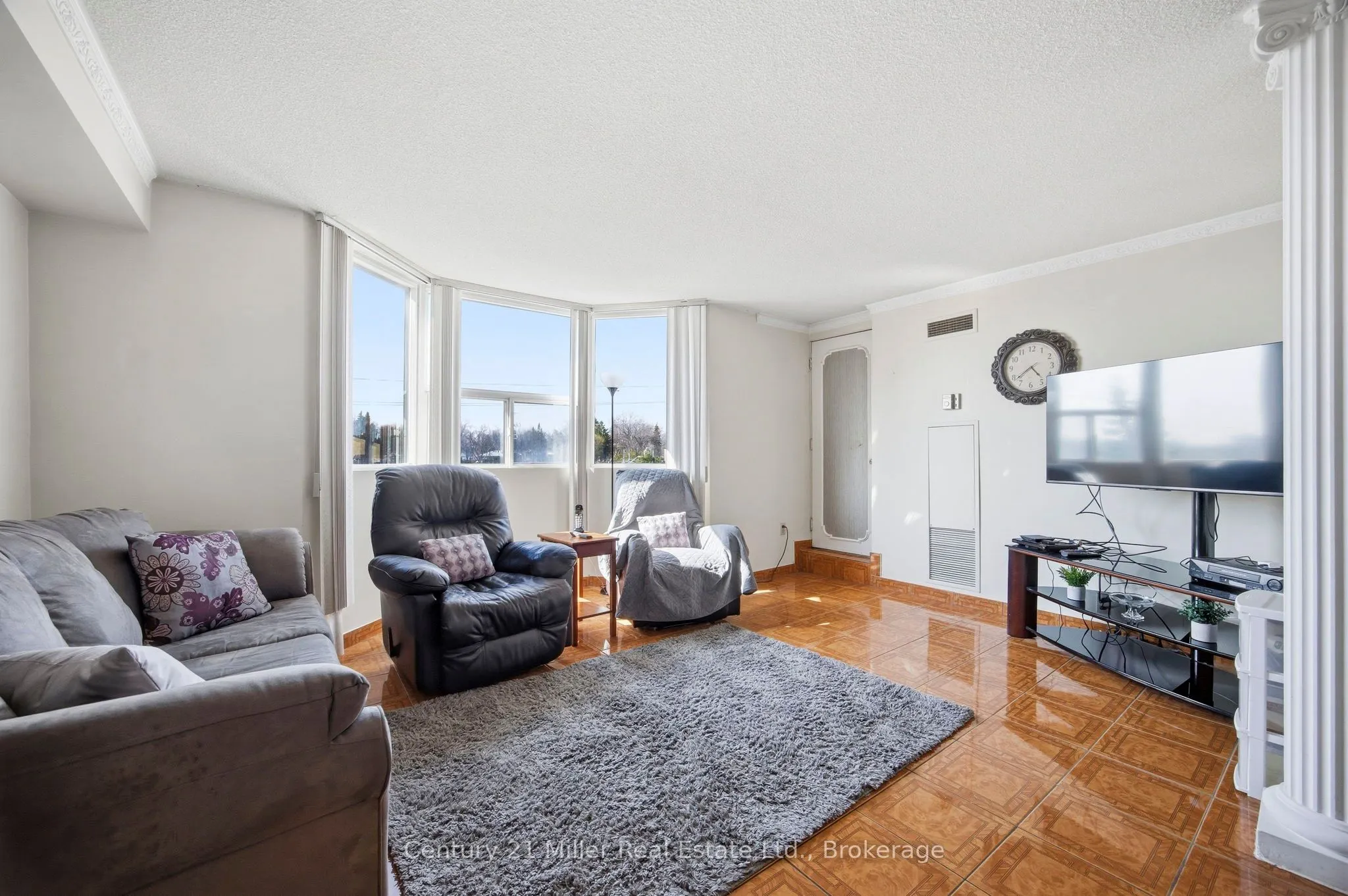 3845 Lake Shore Boulevard W #411