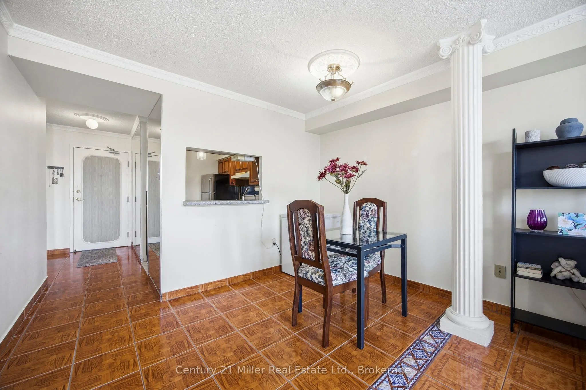 3845 Lake Shore Boulevard W #411