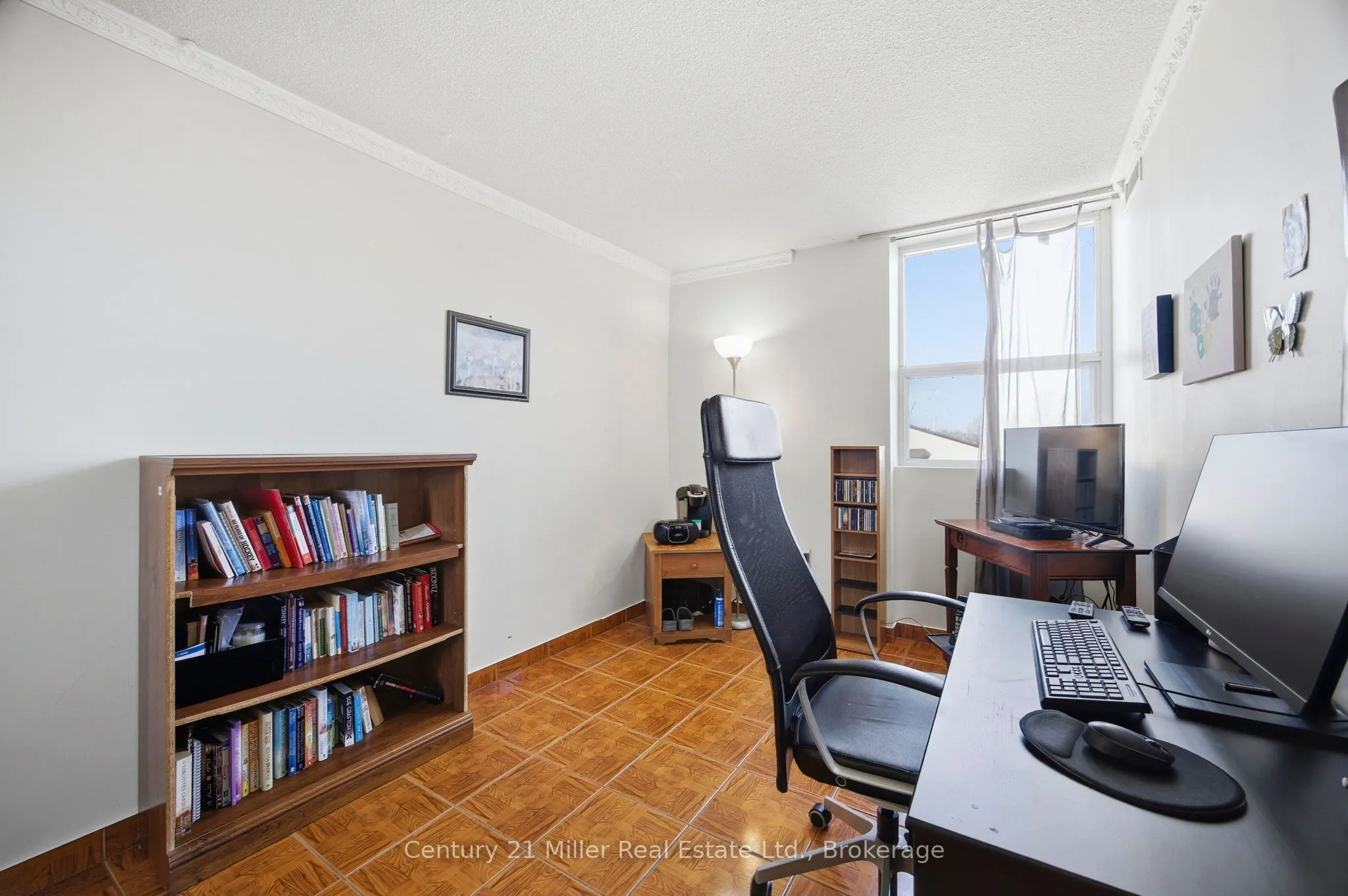 3845 Lake Shore Boulevard W #411