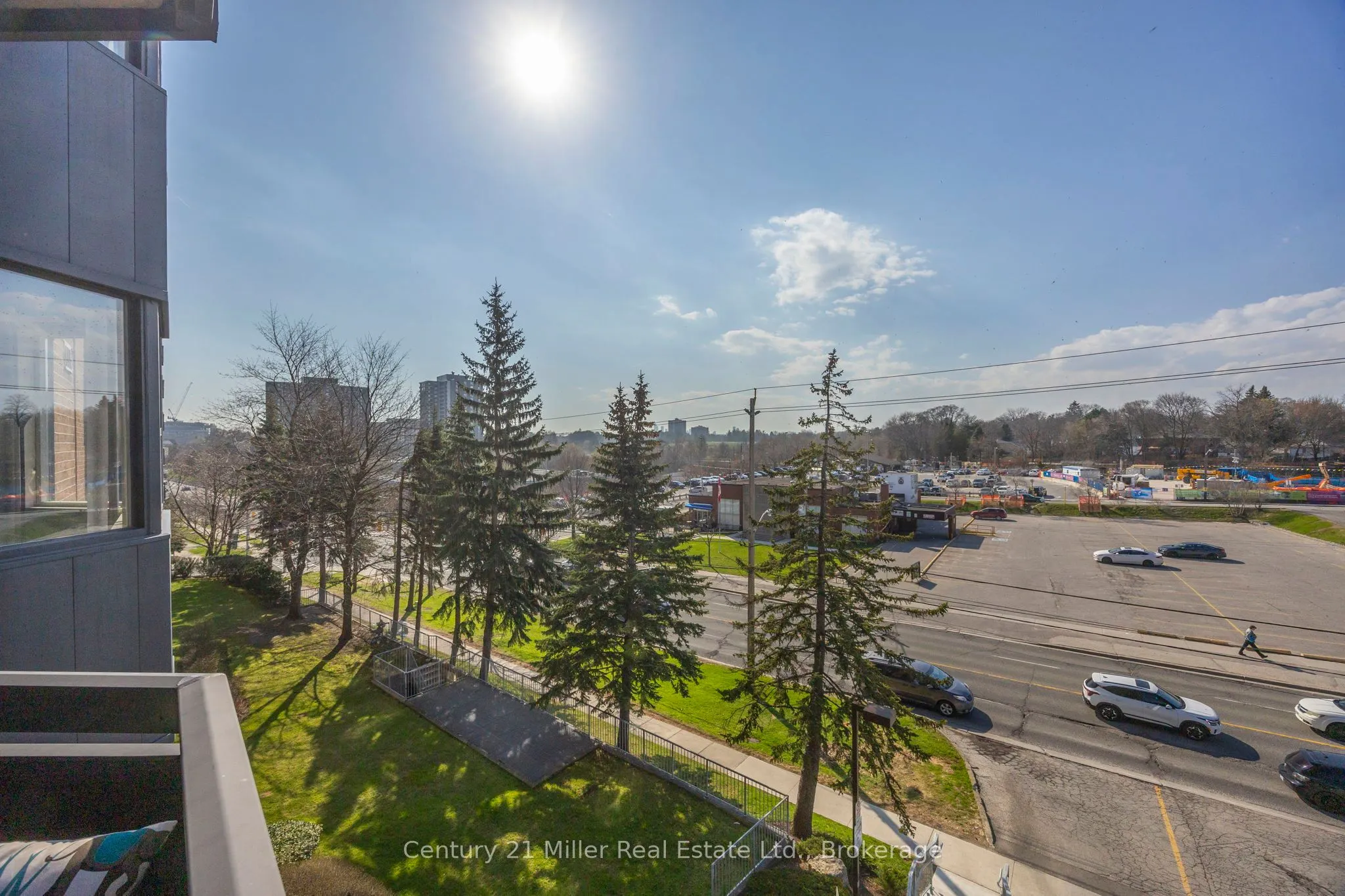3845 Lake Shore Boulevard W #411