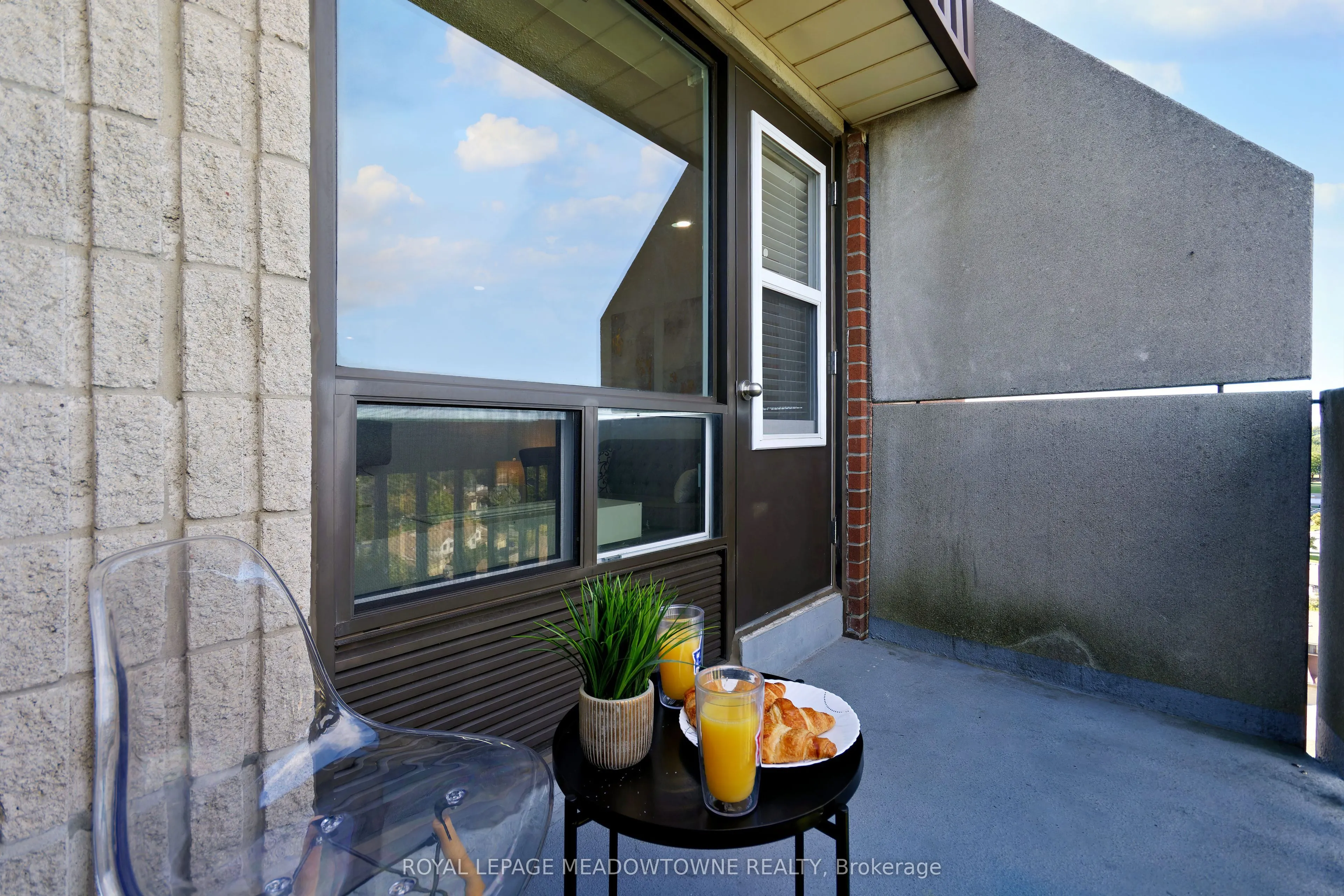 6720 Glen Erin Drive #1013
