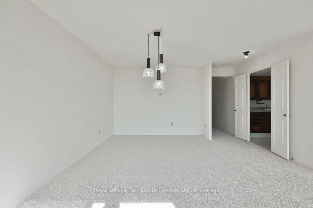2180 Marine Drive #208
