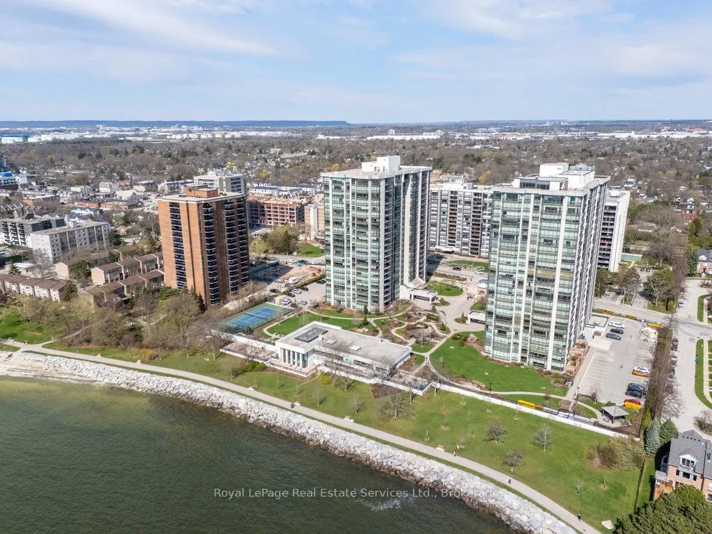 2180 Marine Drive #208