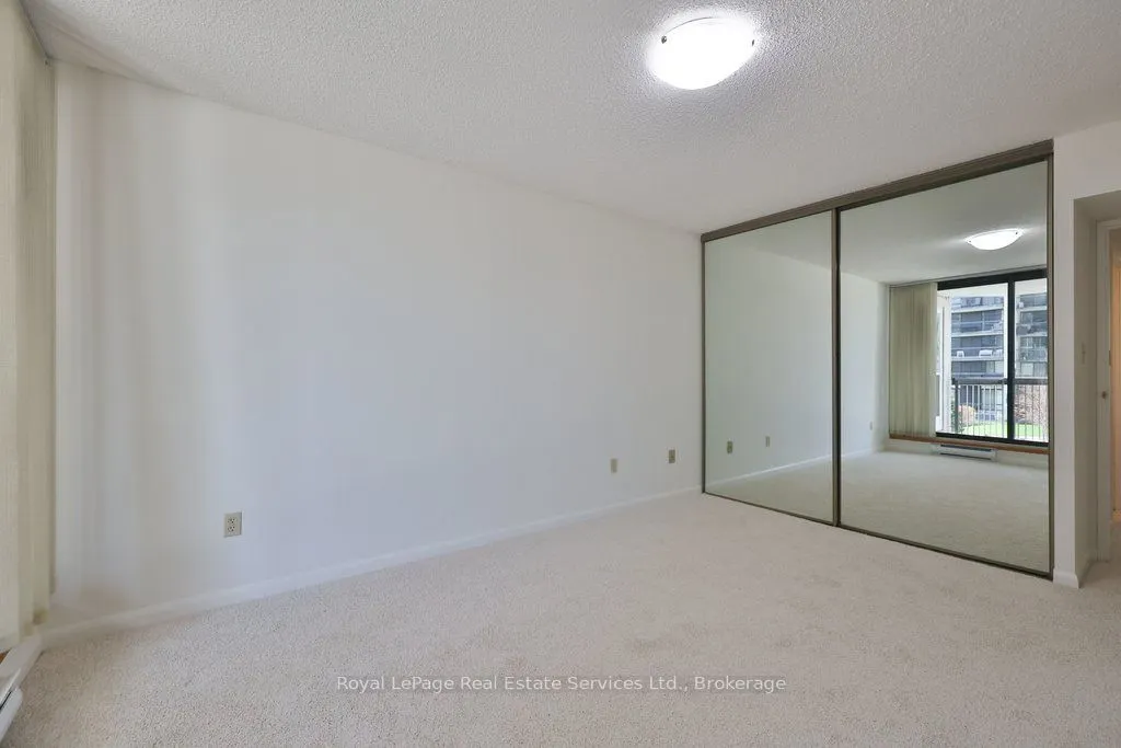 2180 Marine Drive #208