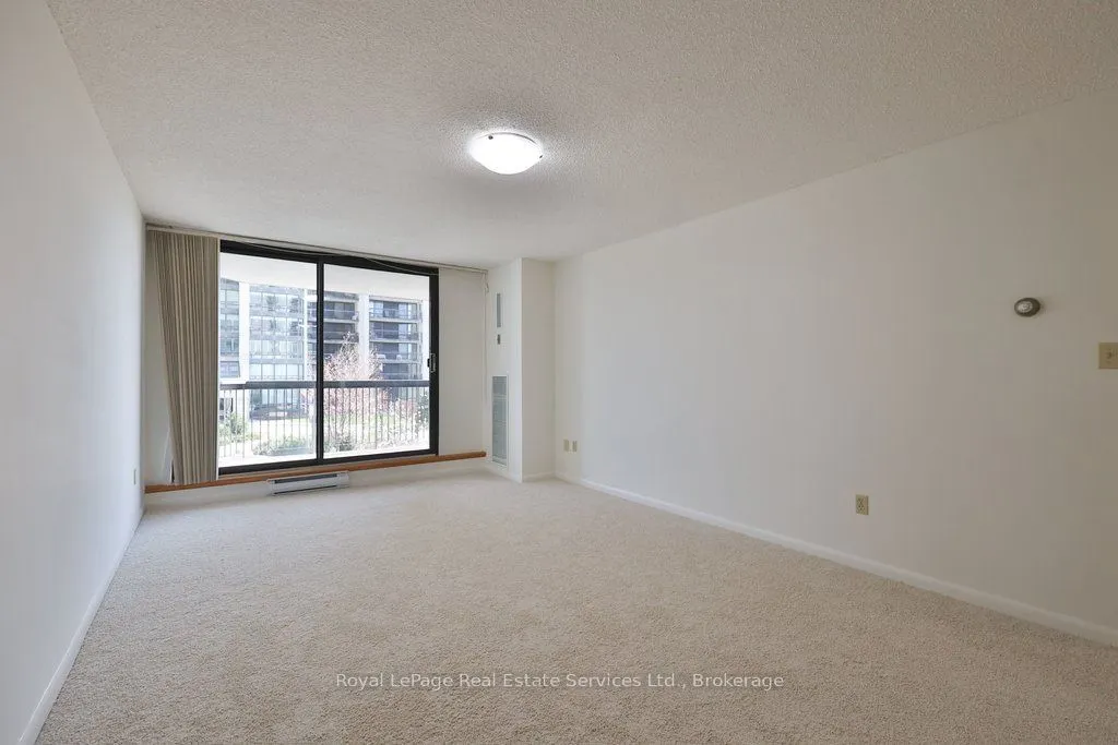 2180 Marine Drive #208