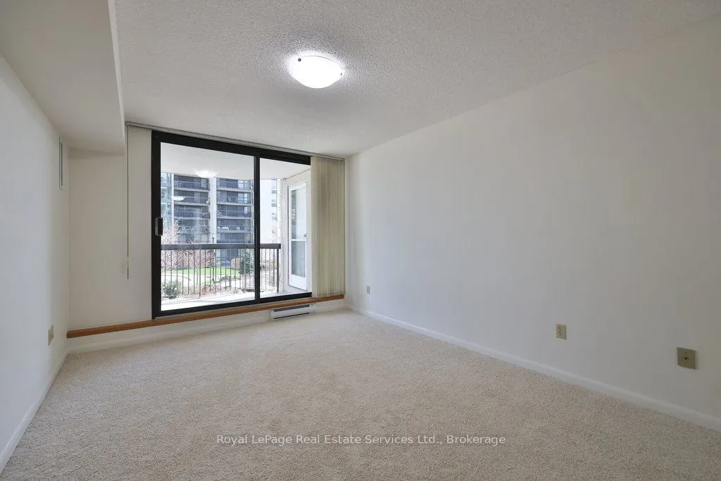 2180 Marine Drive #208