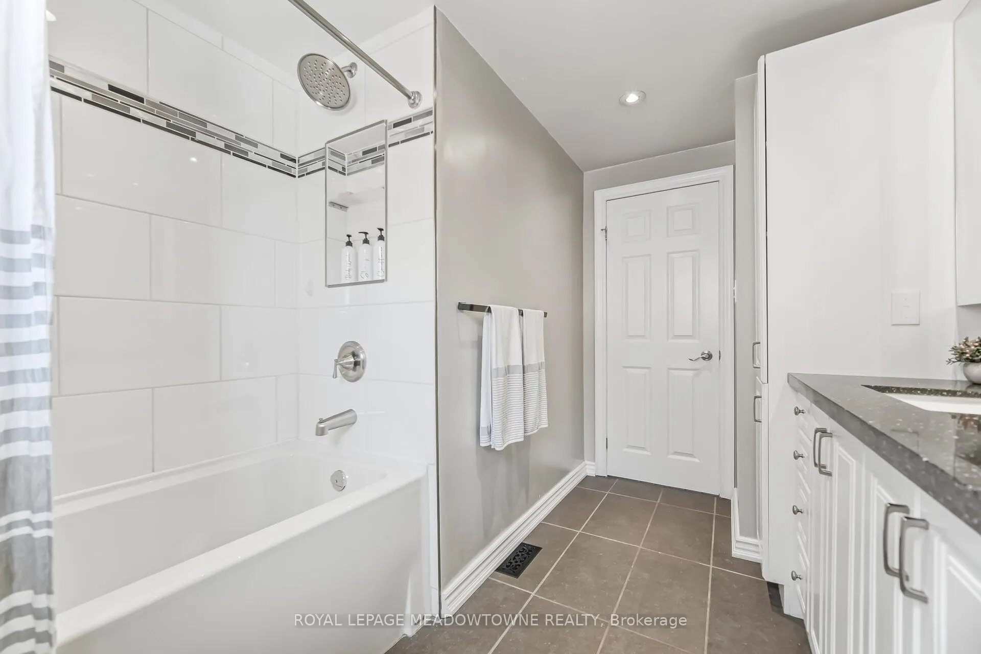 38 Mckillop Court