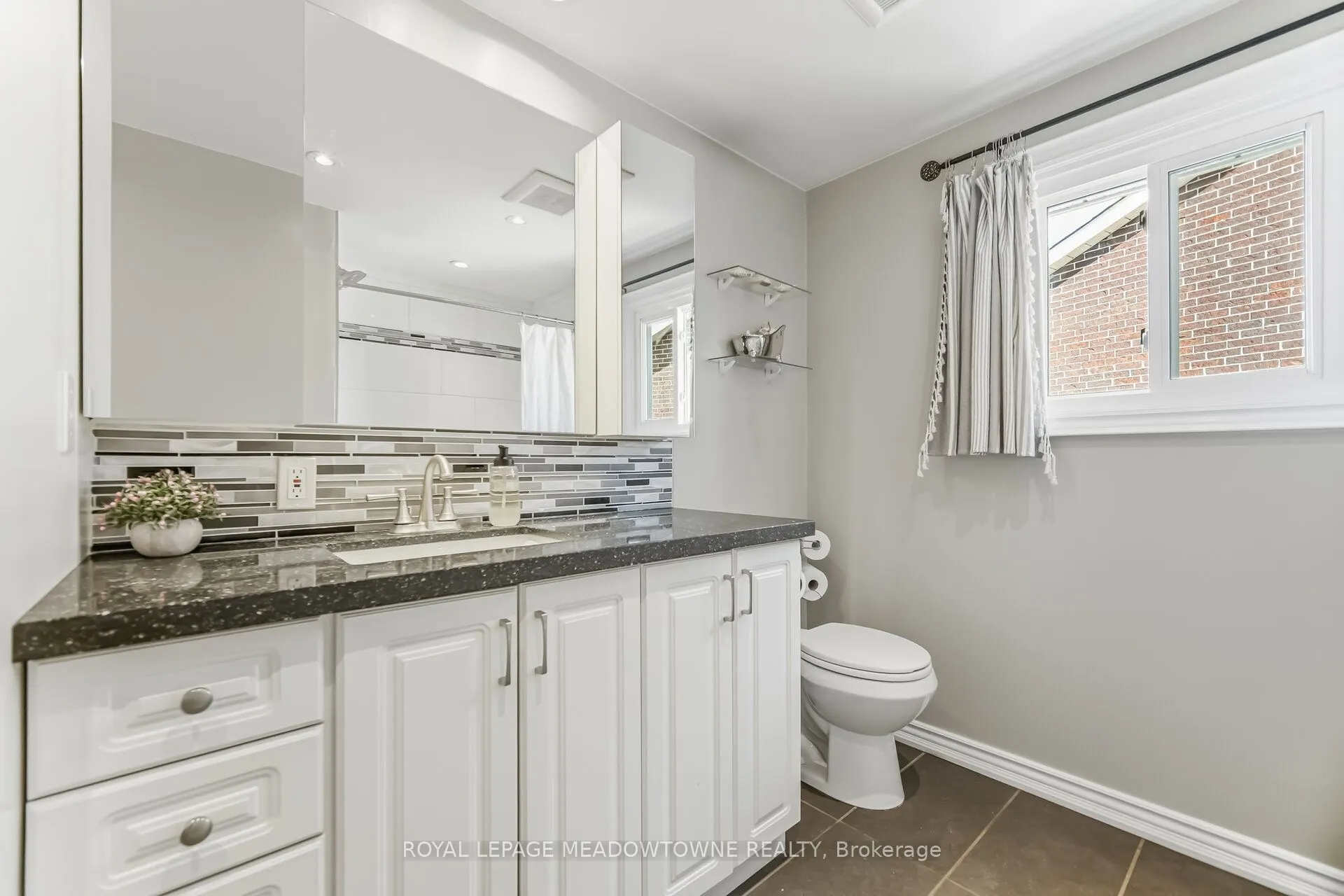 38 Mckillop Court