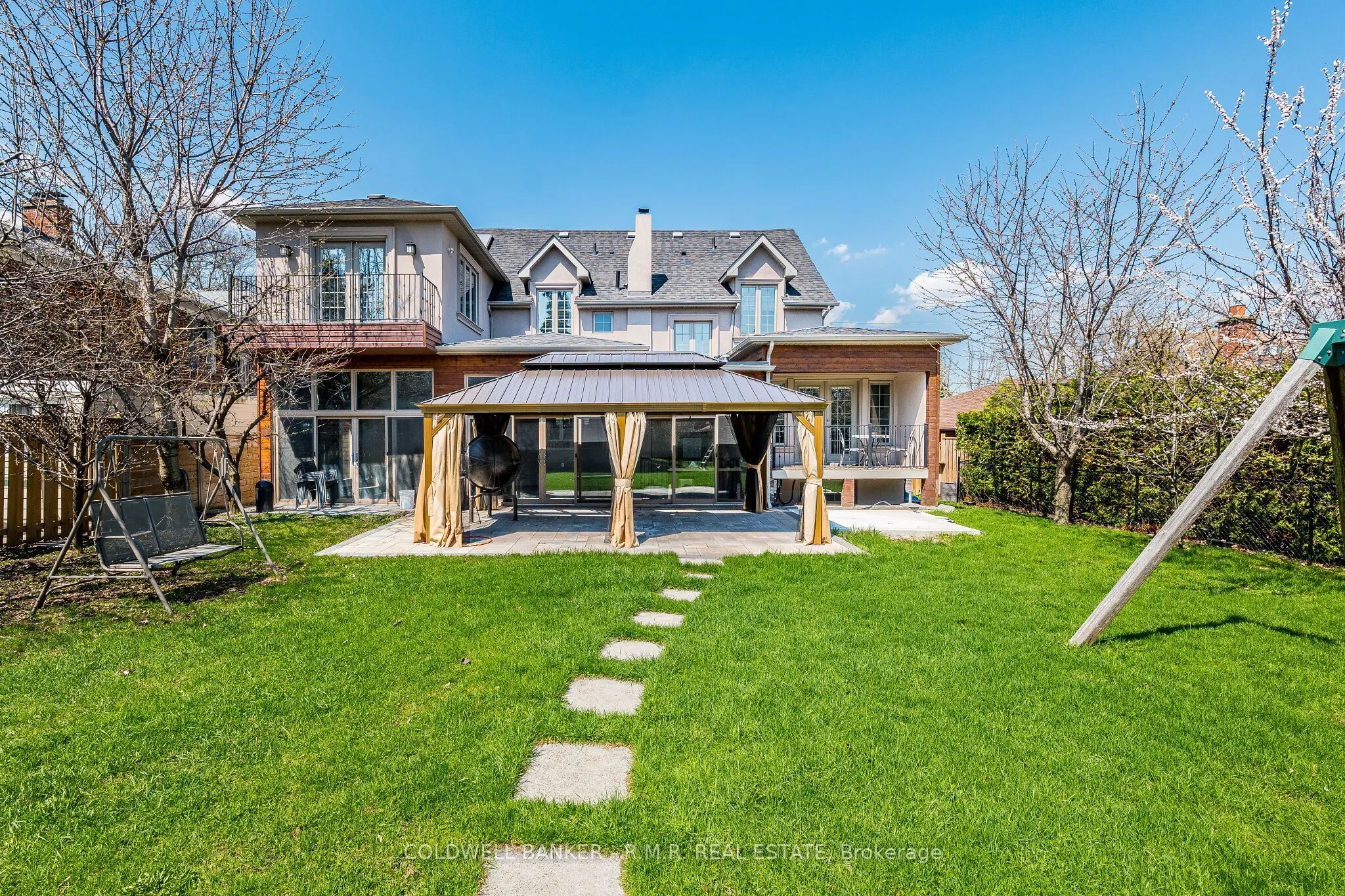 17 Lockheed Boulevard