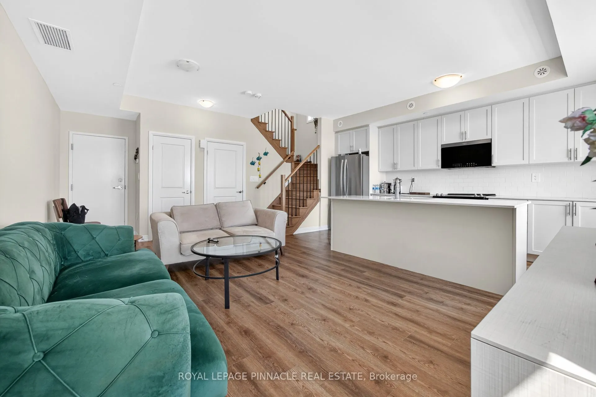 1585 Rose Way #103