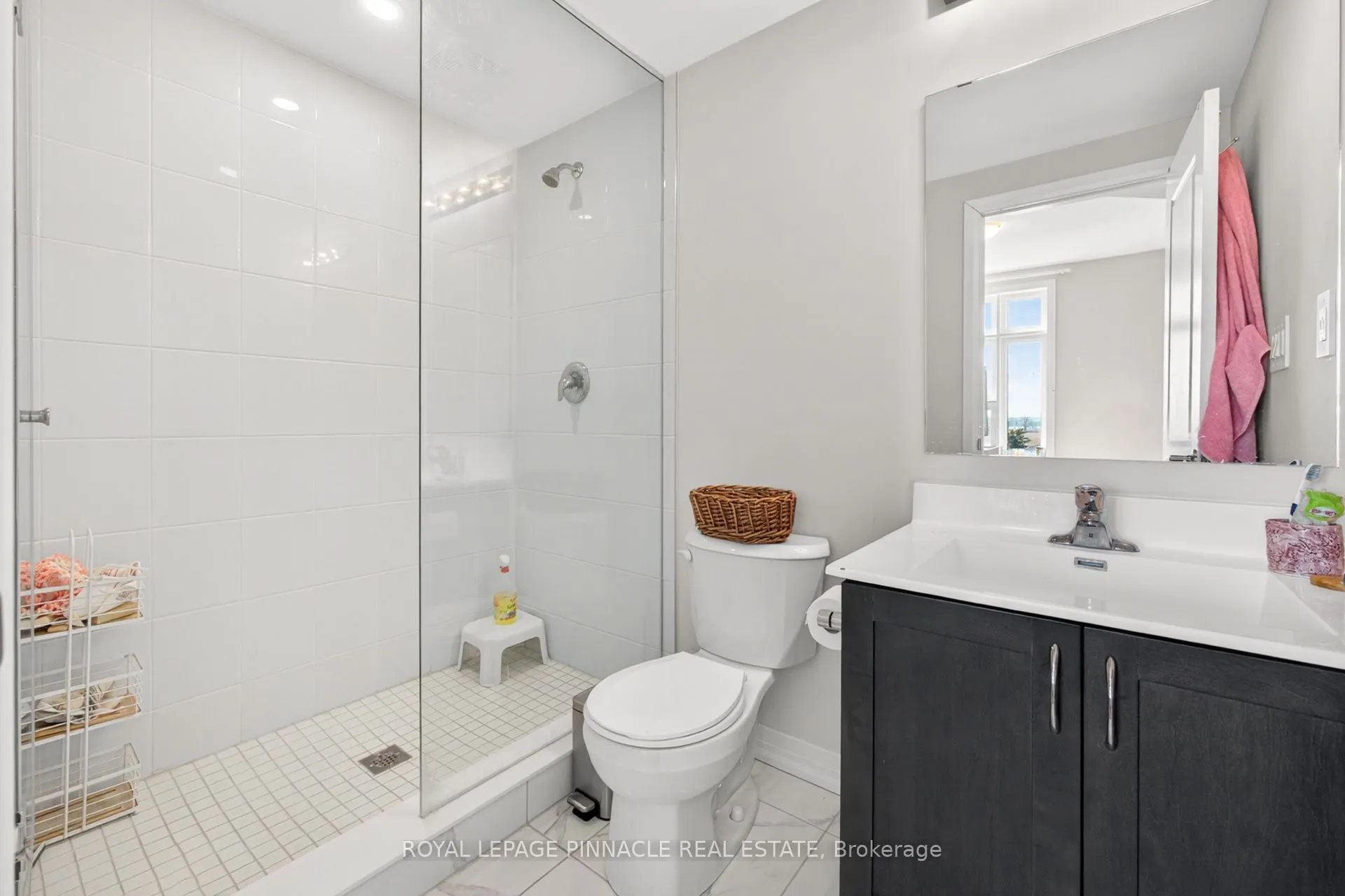 1585 Rose Way #103