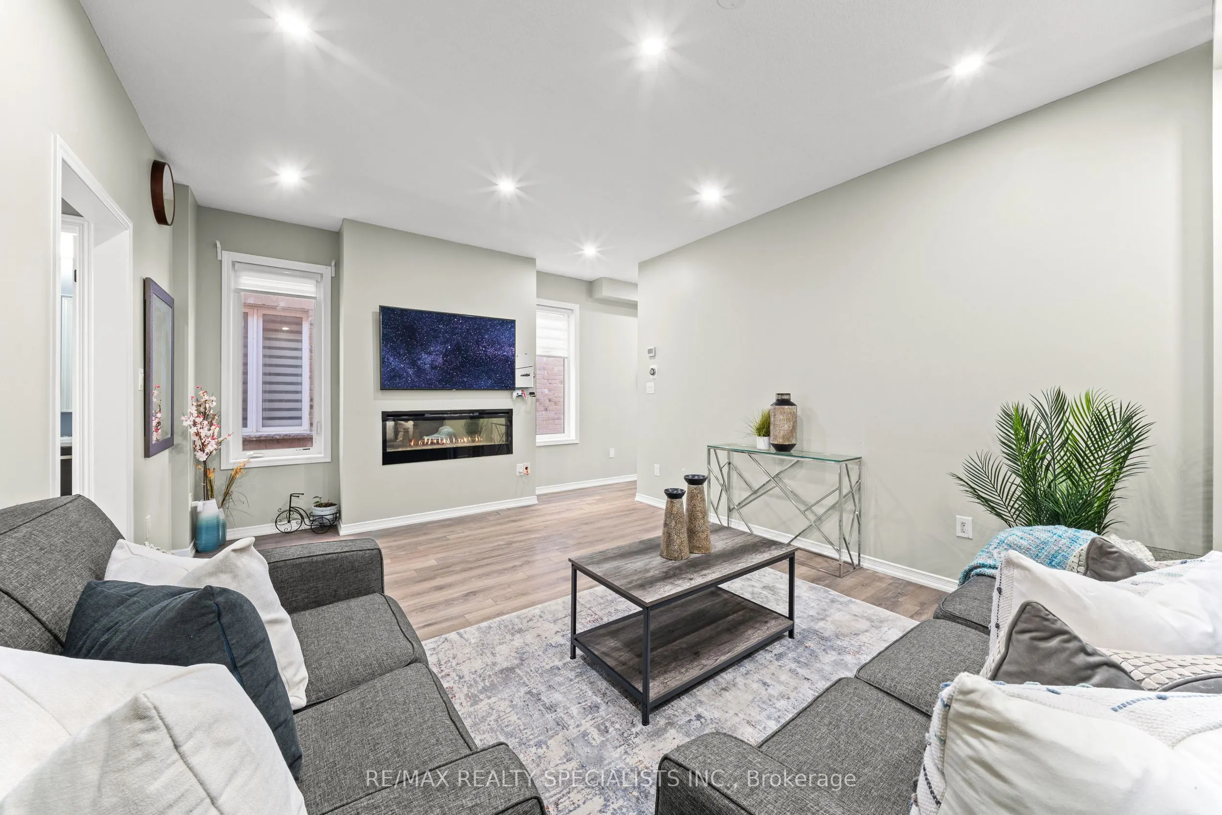 67 Baffin Crescent