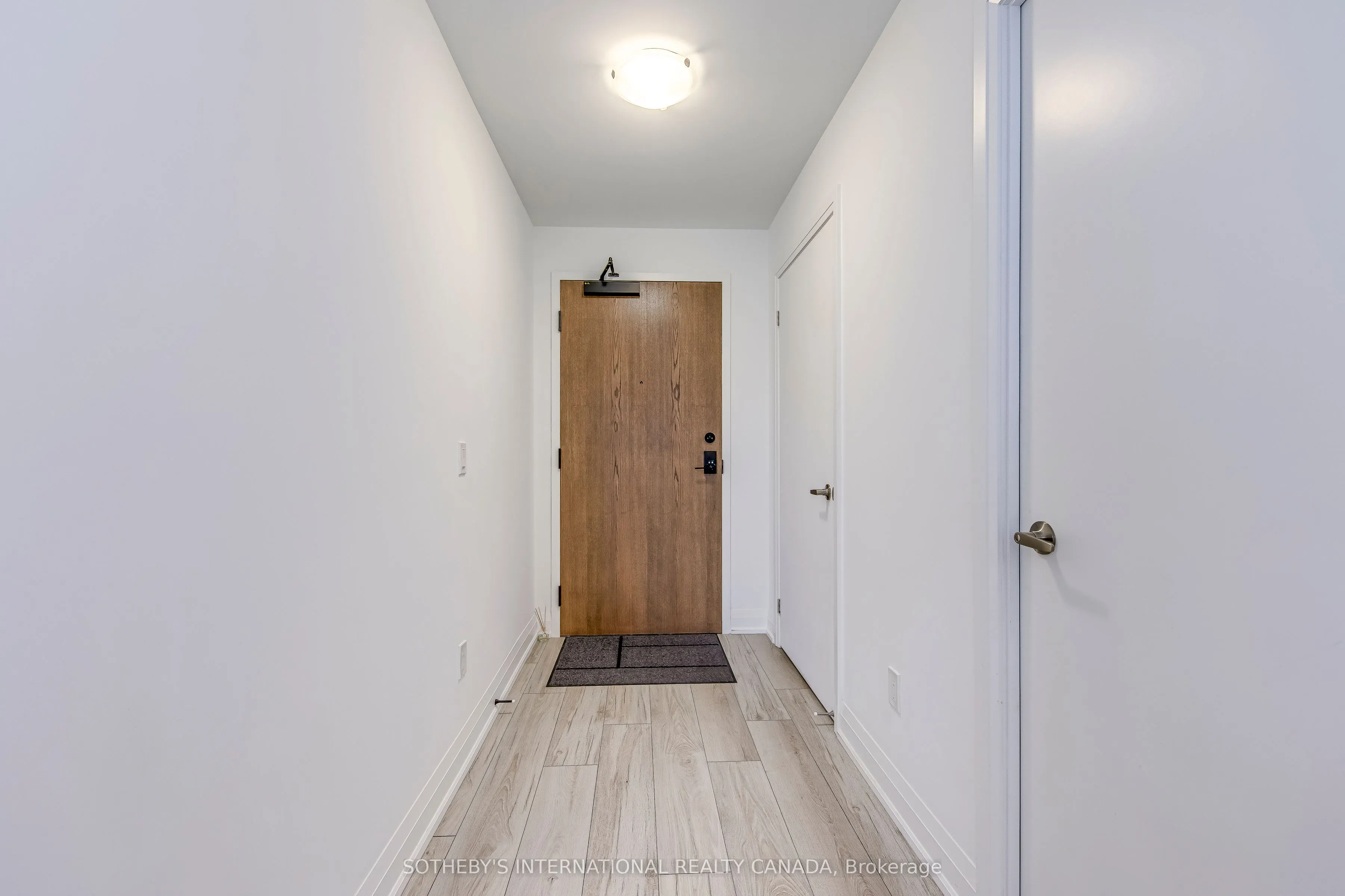 1035 Southdown Road #212