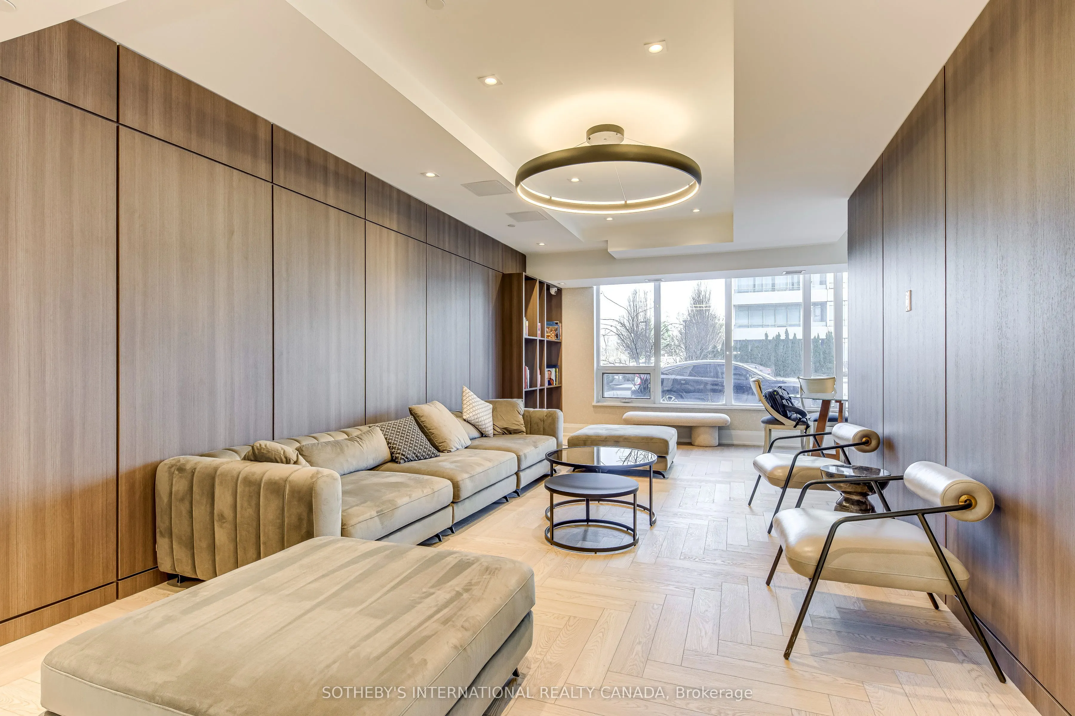 1035 Southdown Road #212