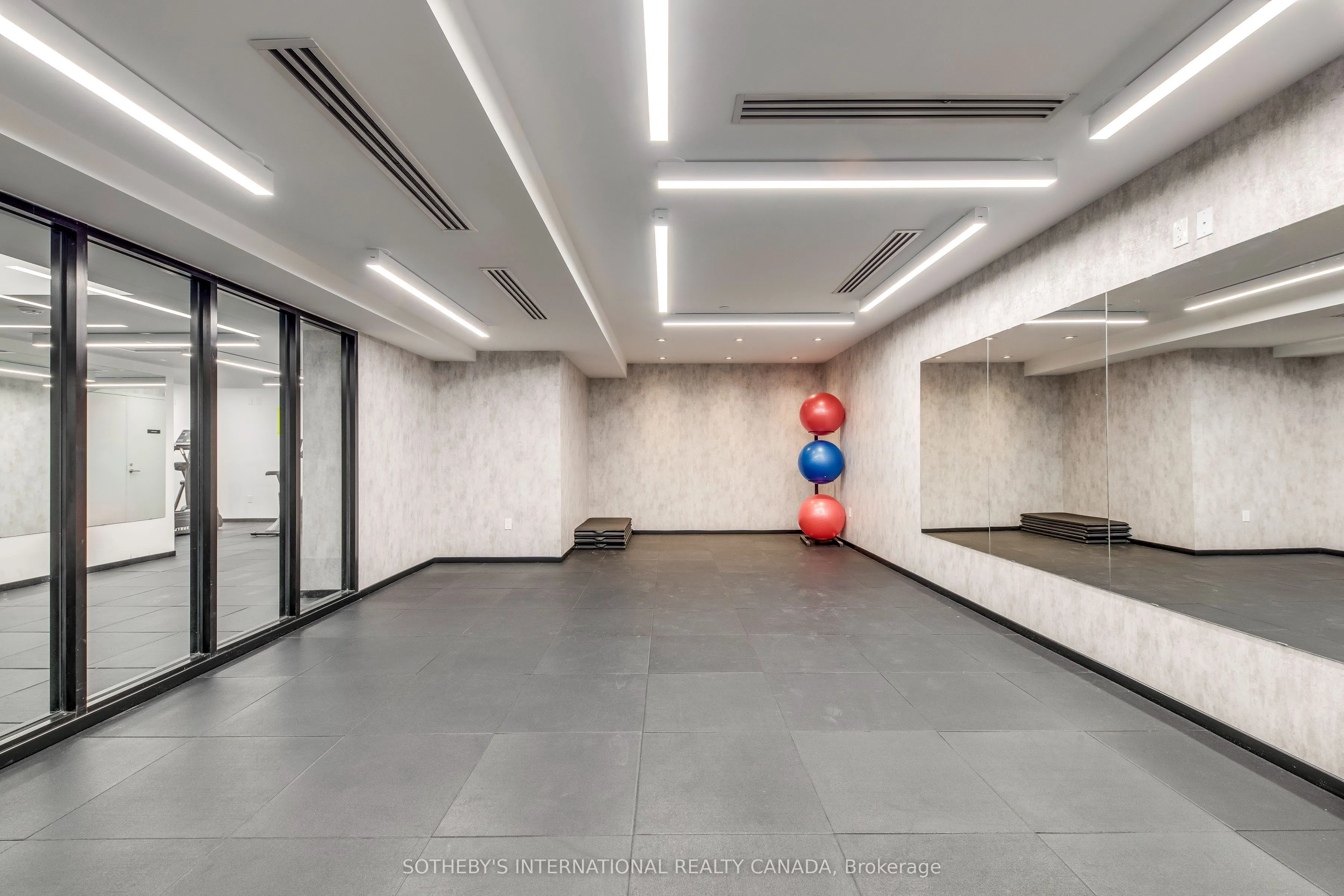 1035 Southdown Road #212