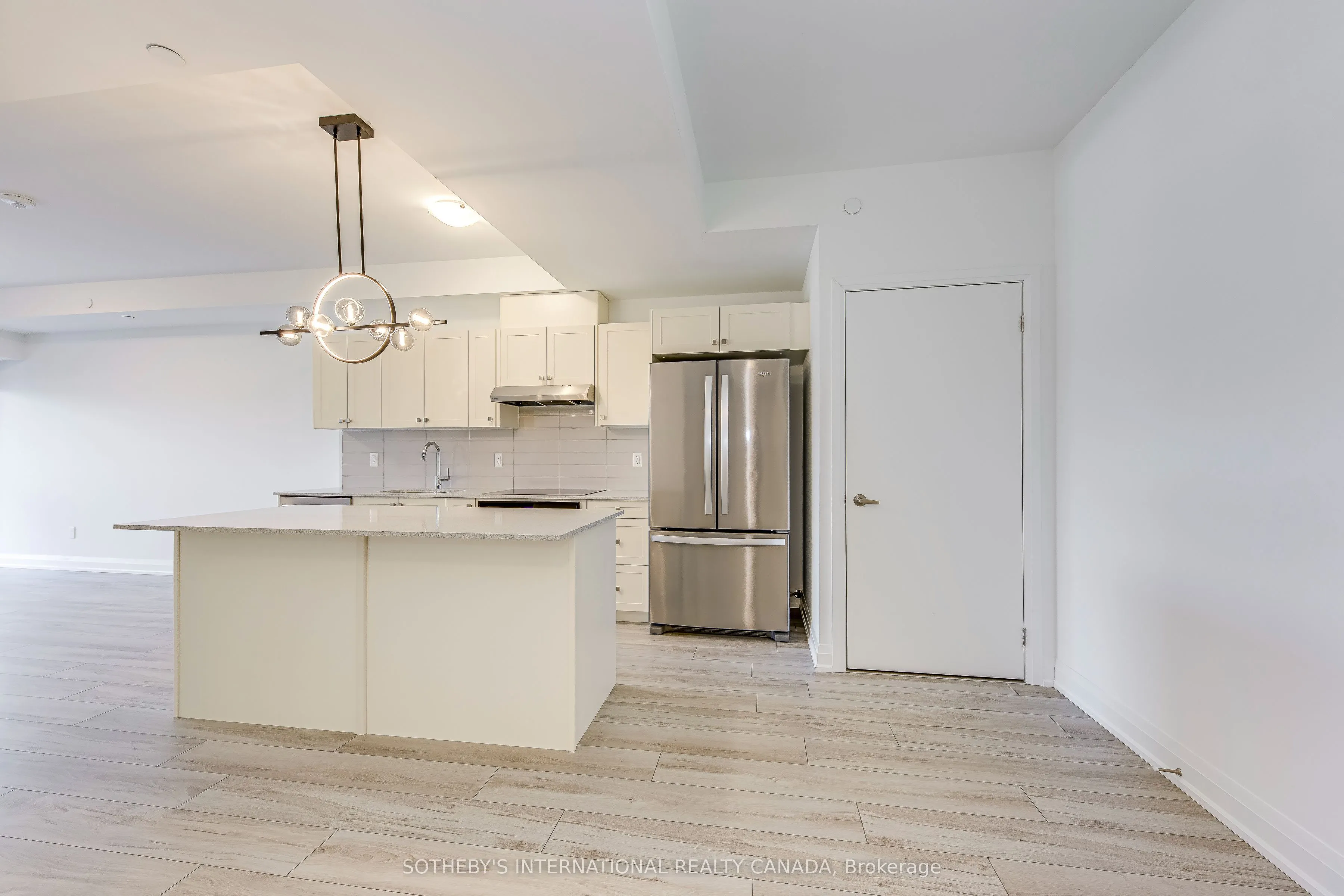 1035 Southdown Road #212