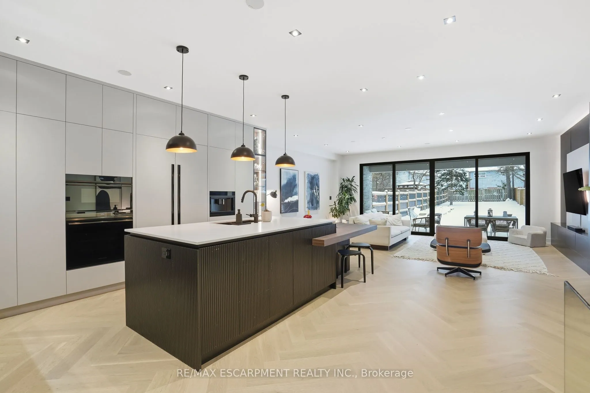 20B Broadview Avenue