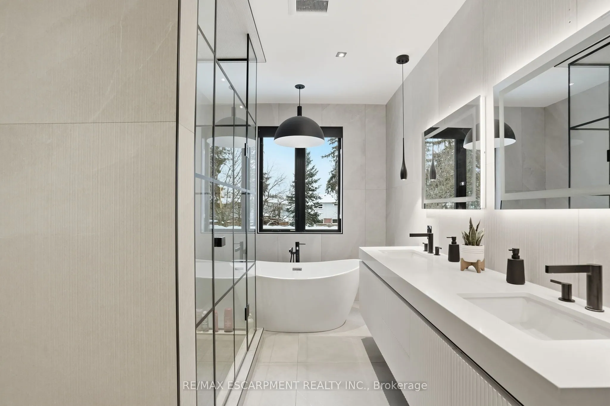 20B Broadview Avenue