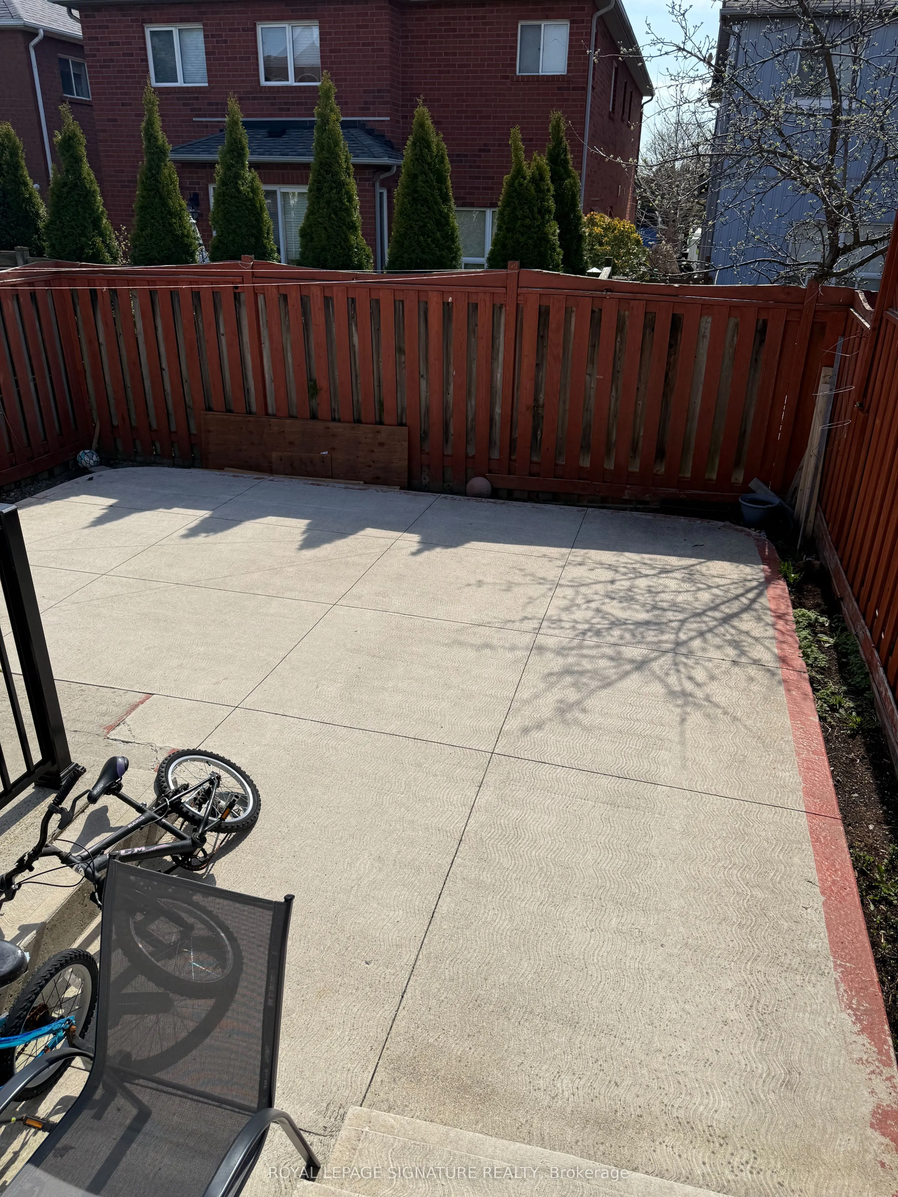 814 Golden Farmer Way