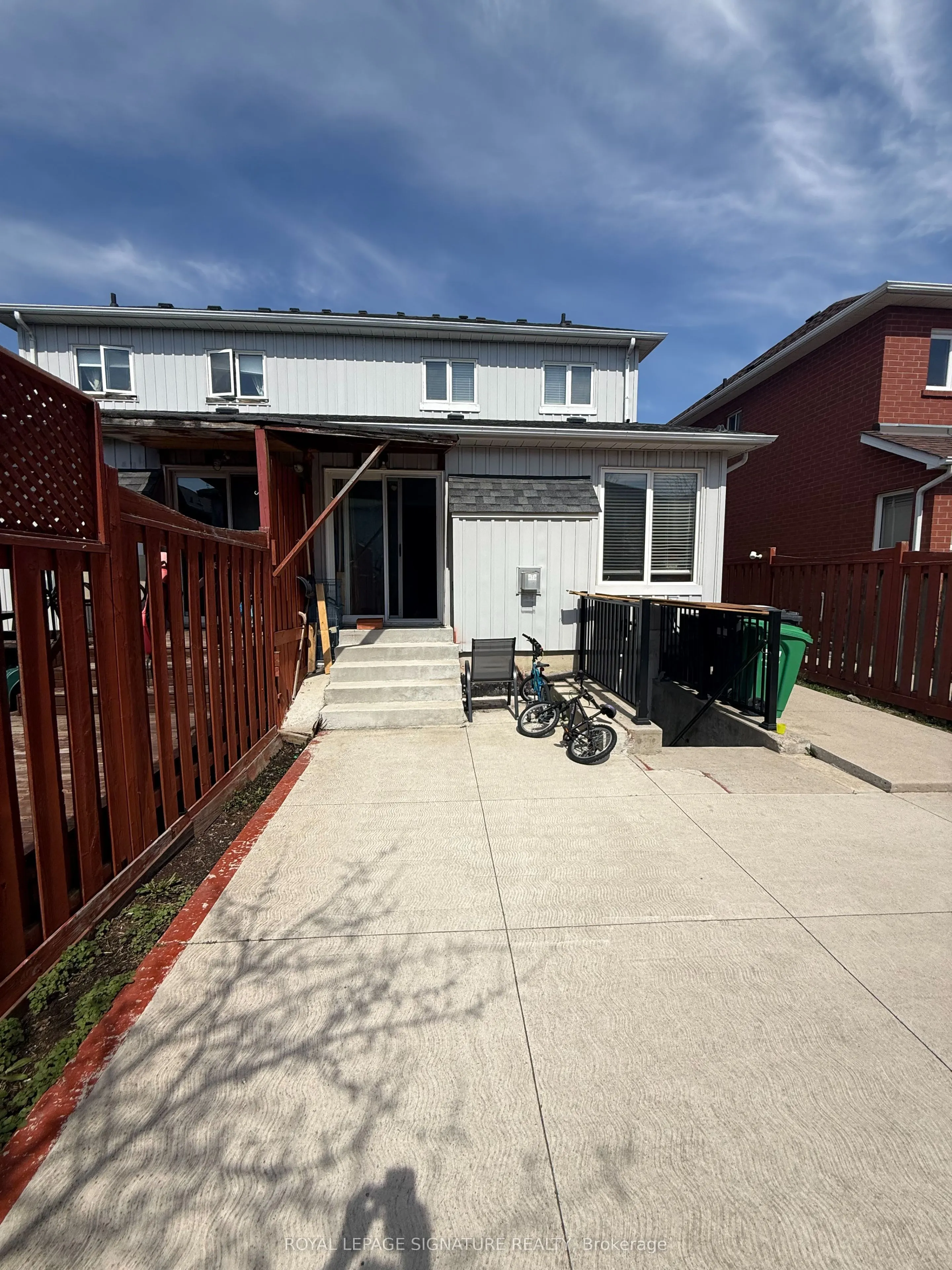 814 Golden Farmer Way