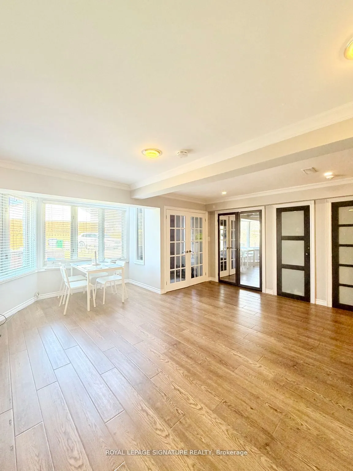 2263 Harcourt Crescent
