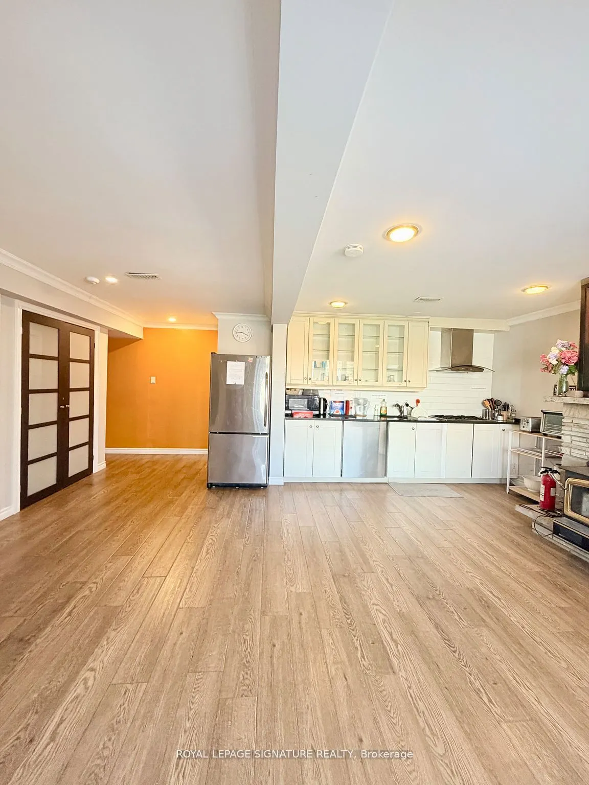 2263 Harcourt Crescent