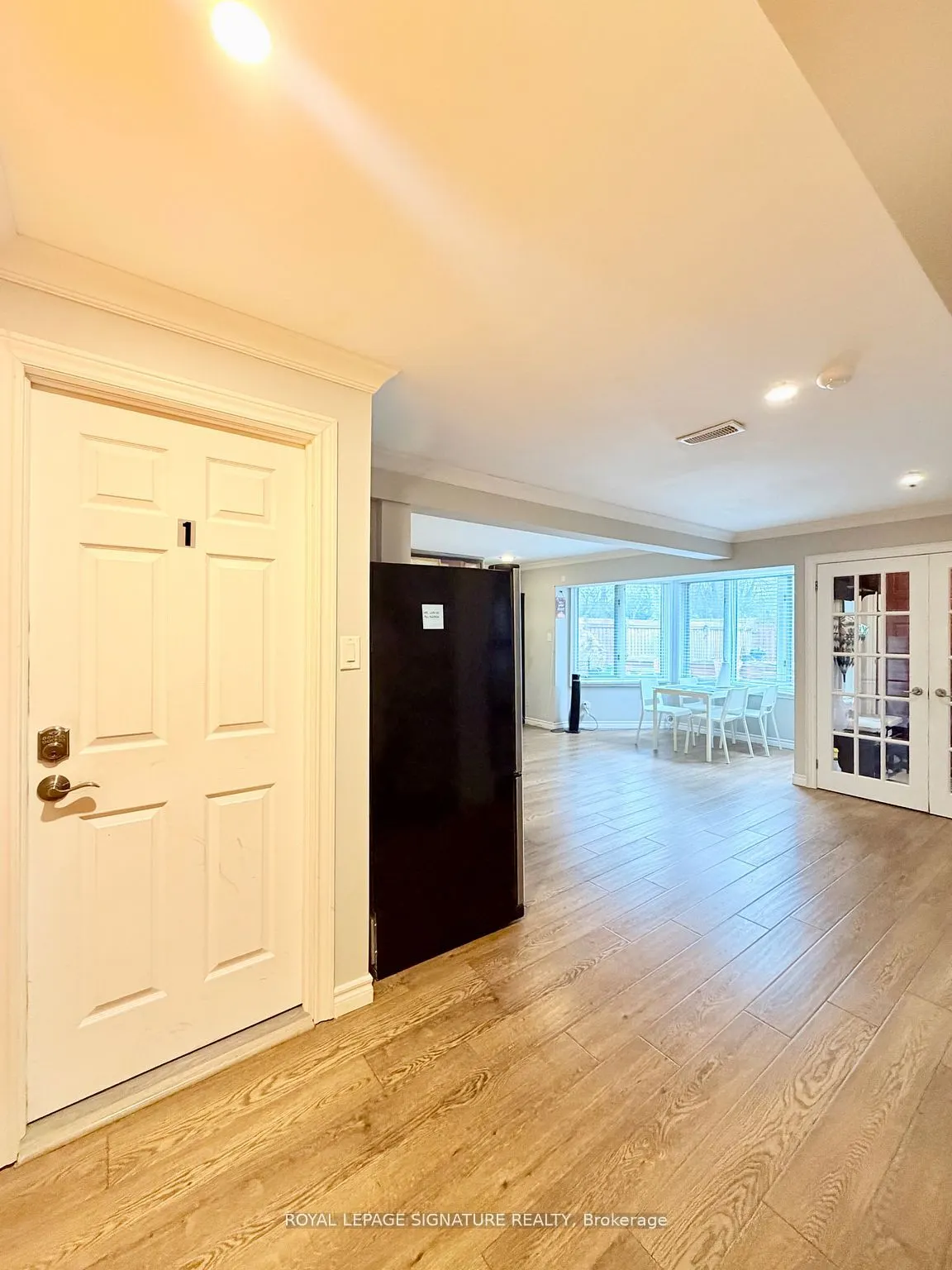 2263 Harcourt Crescent