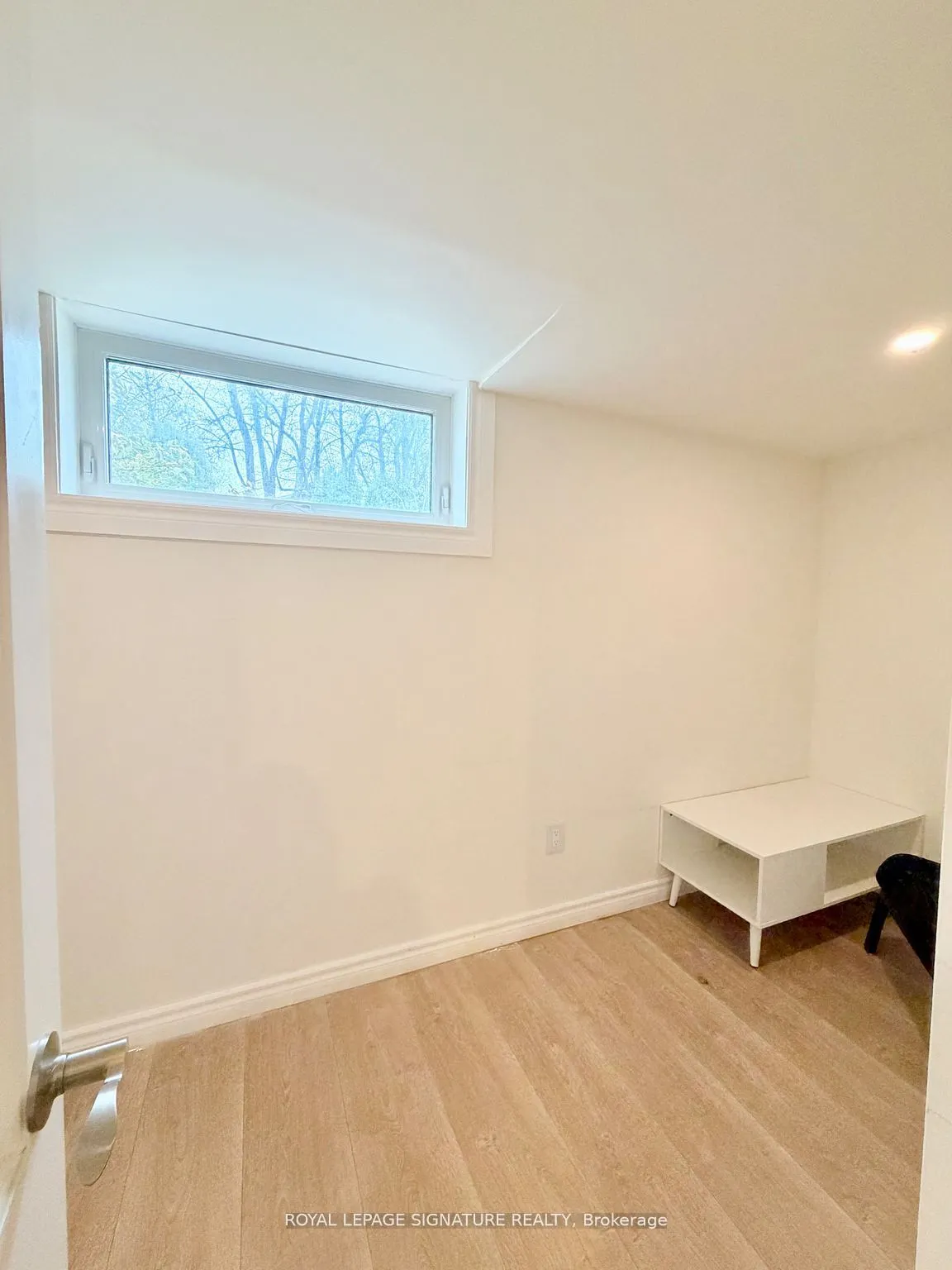 2263 Harcourt Crescent