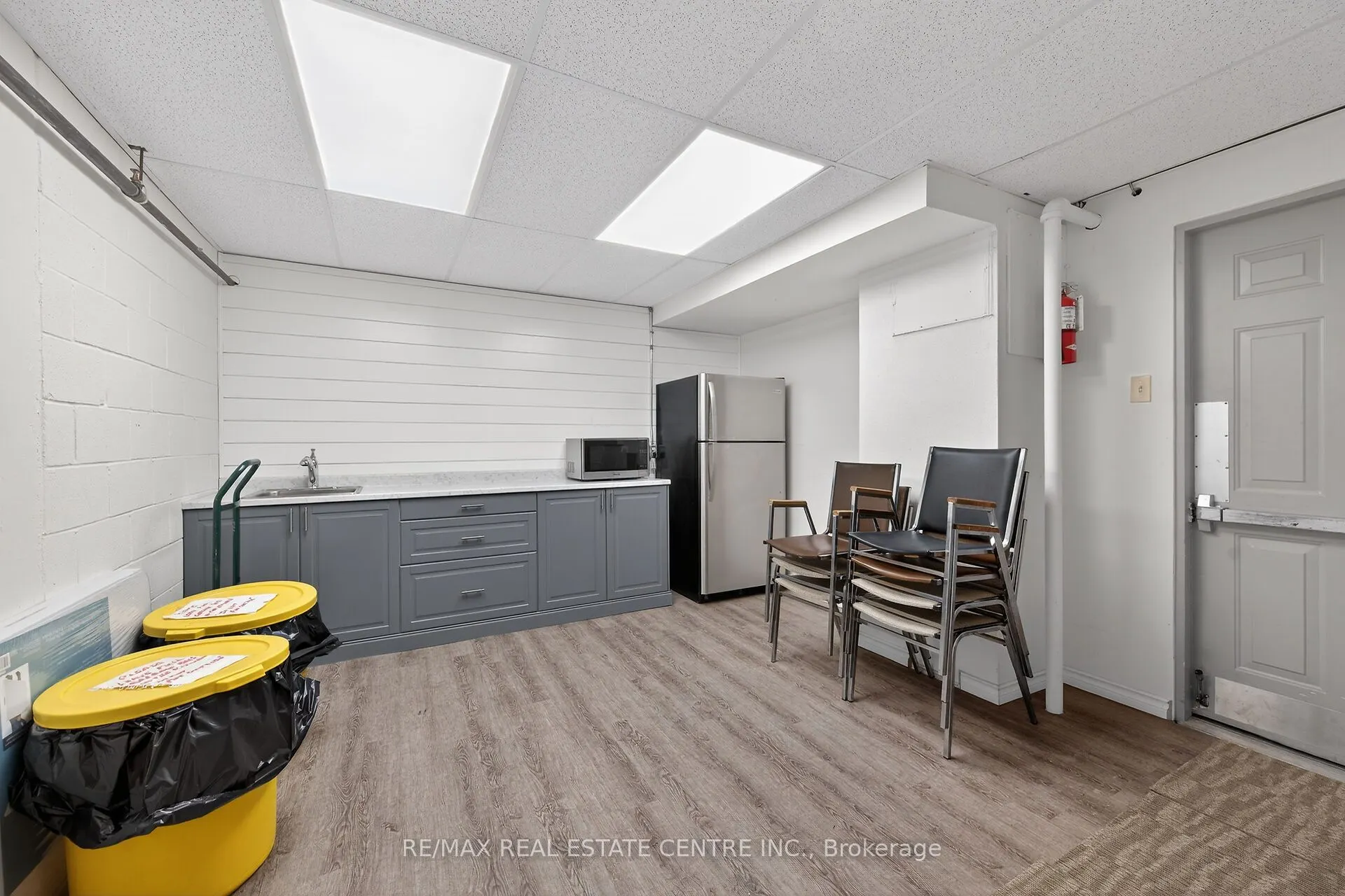 212 Kerr Street #702