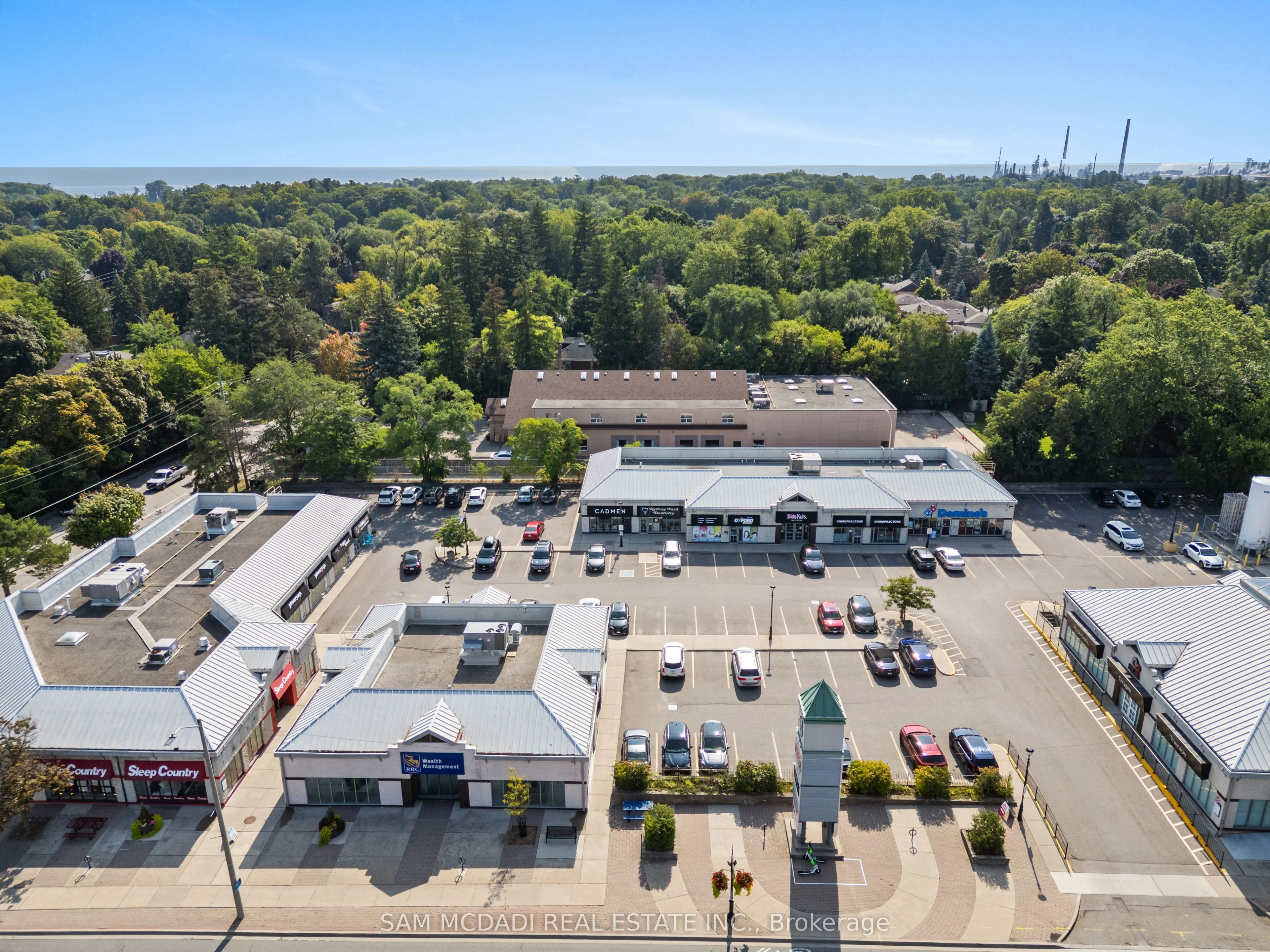 1651 Lakeshore Road W