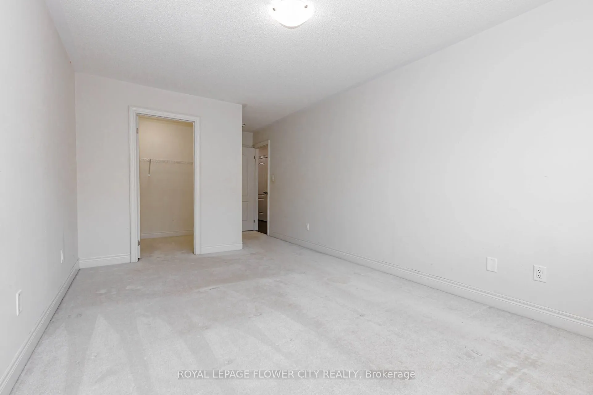 462 Sheaffe Place