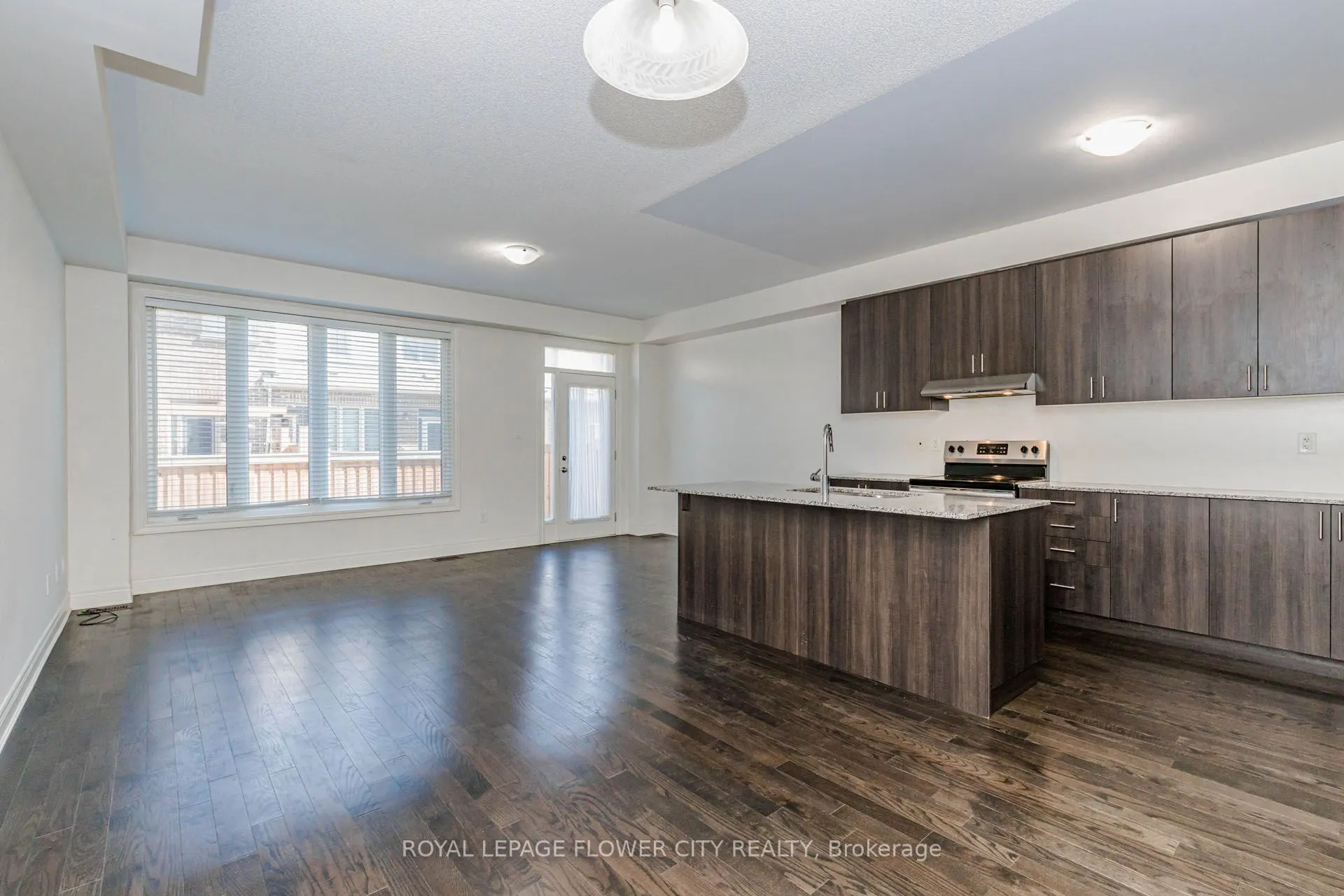 462 Sheaffe Place