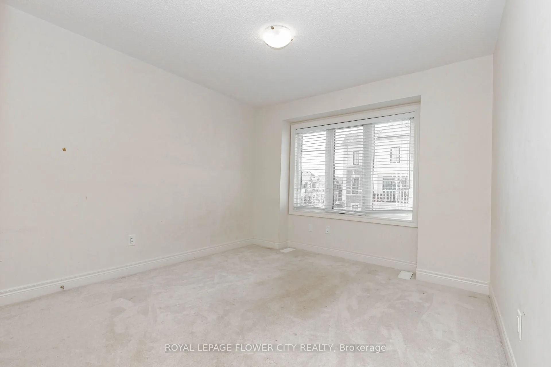 462 Sheaffe Place