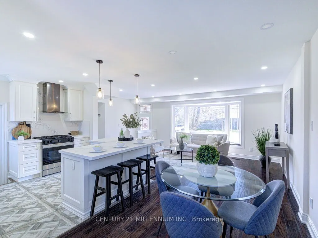 214 Folkstone Crescent