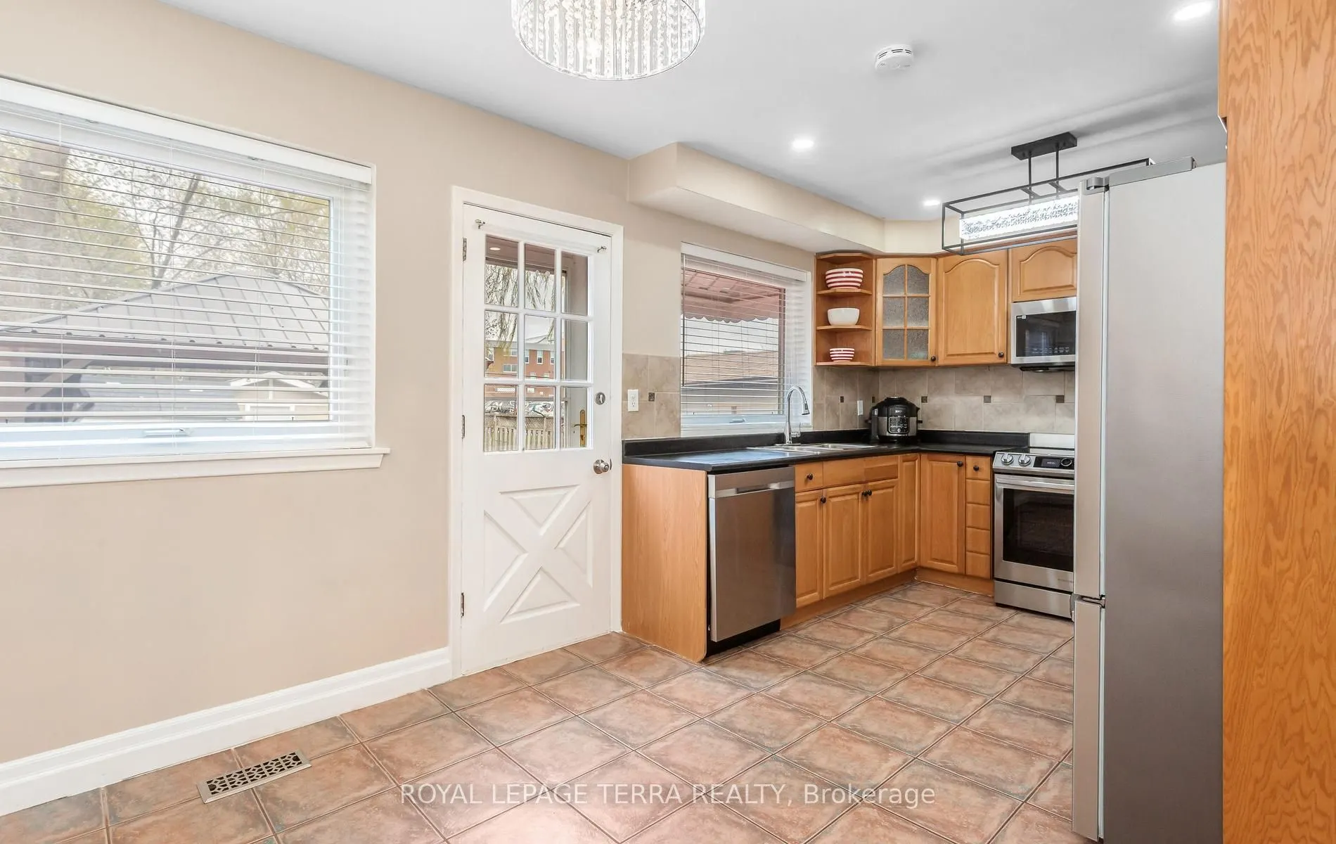 2475 Brookhurst Road