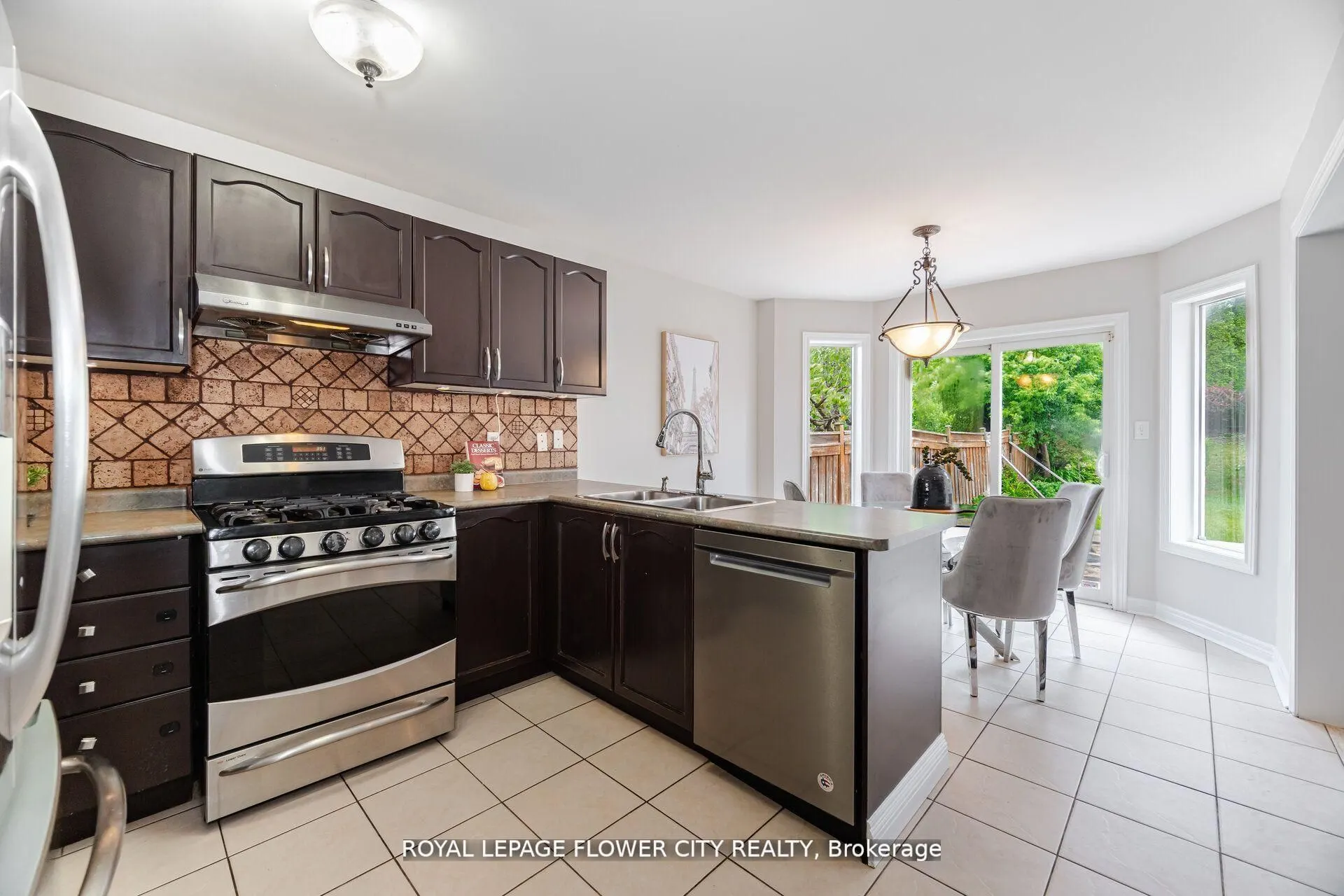 61 Headwater Road