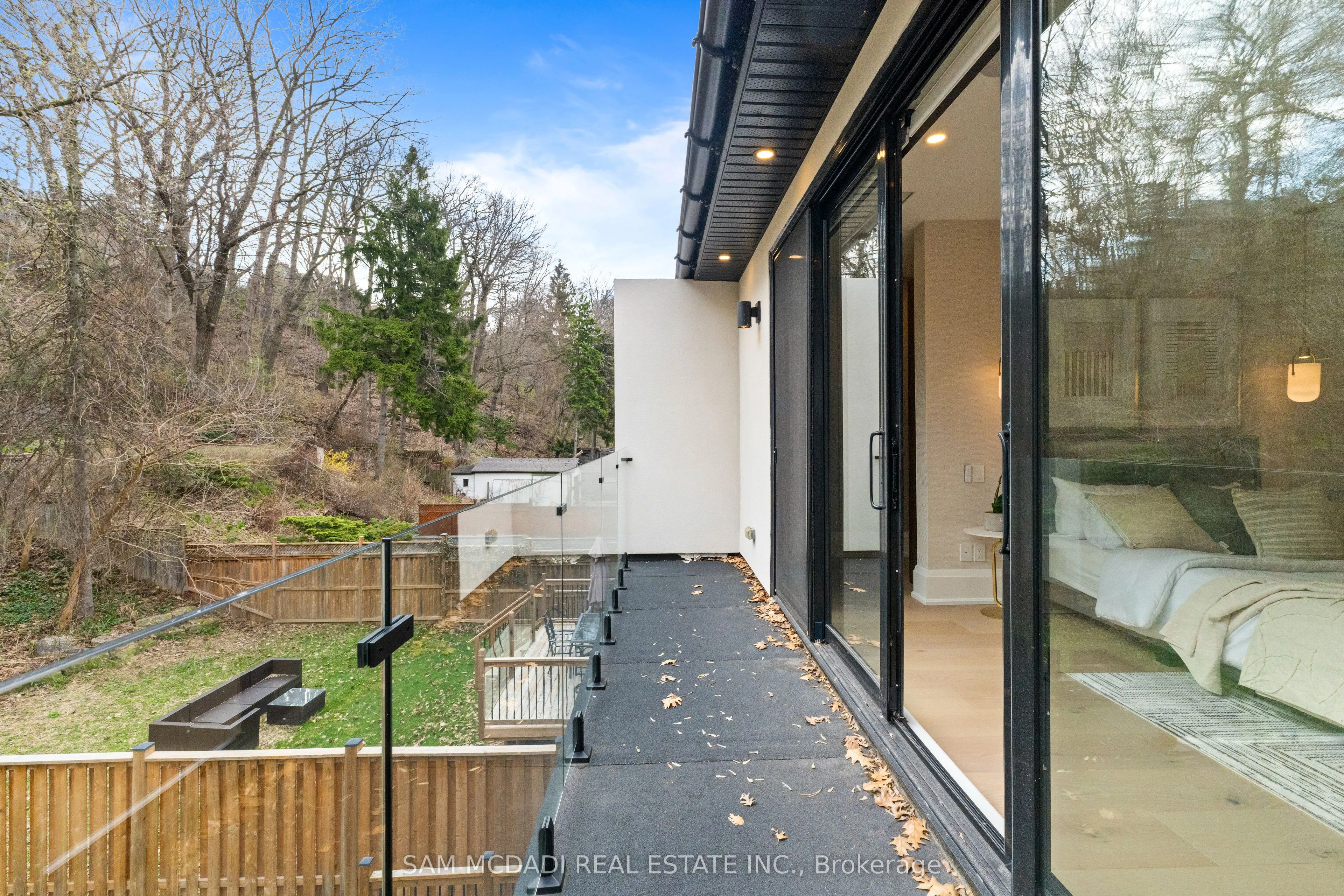 78 South Kingsway