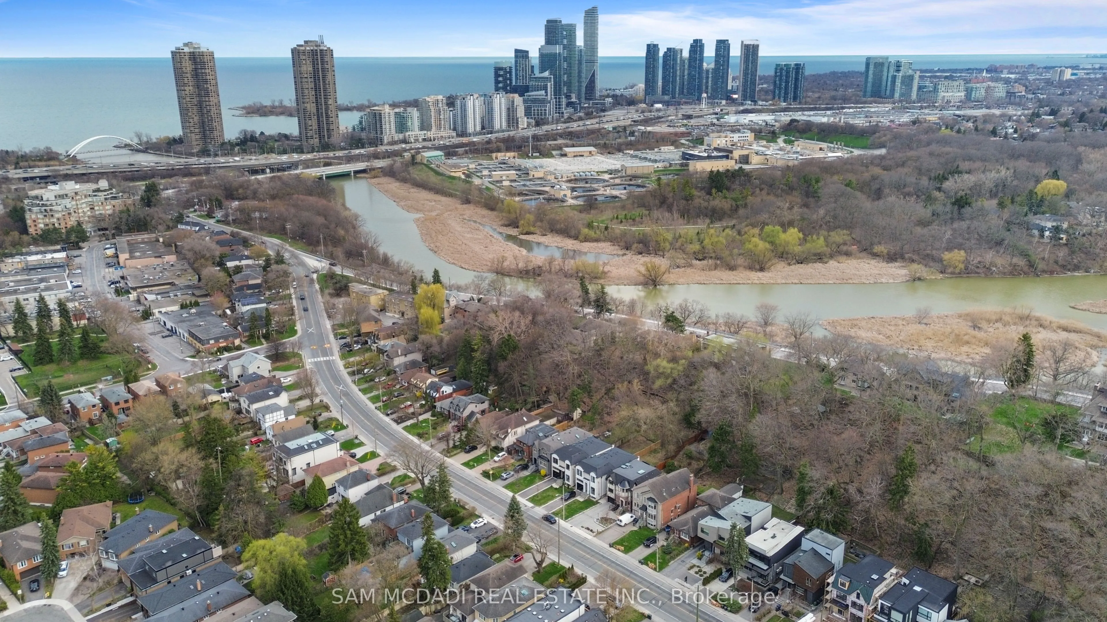 78 South Kingsway